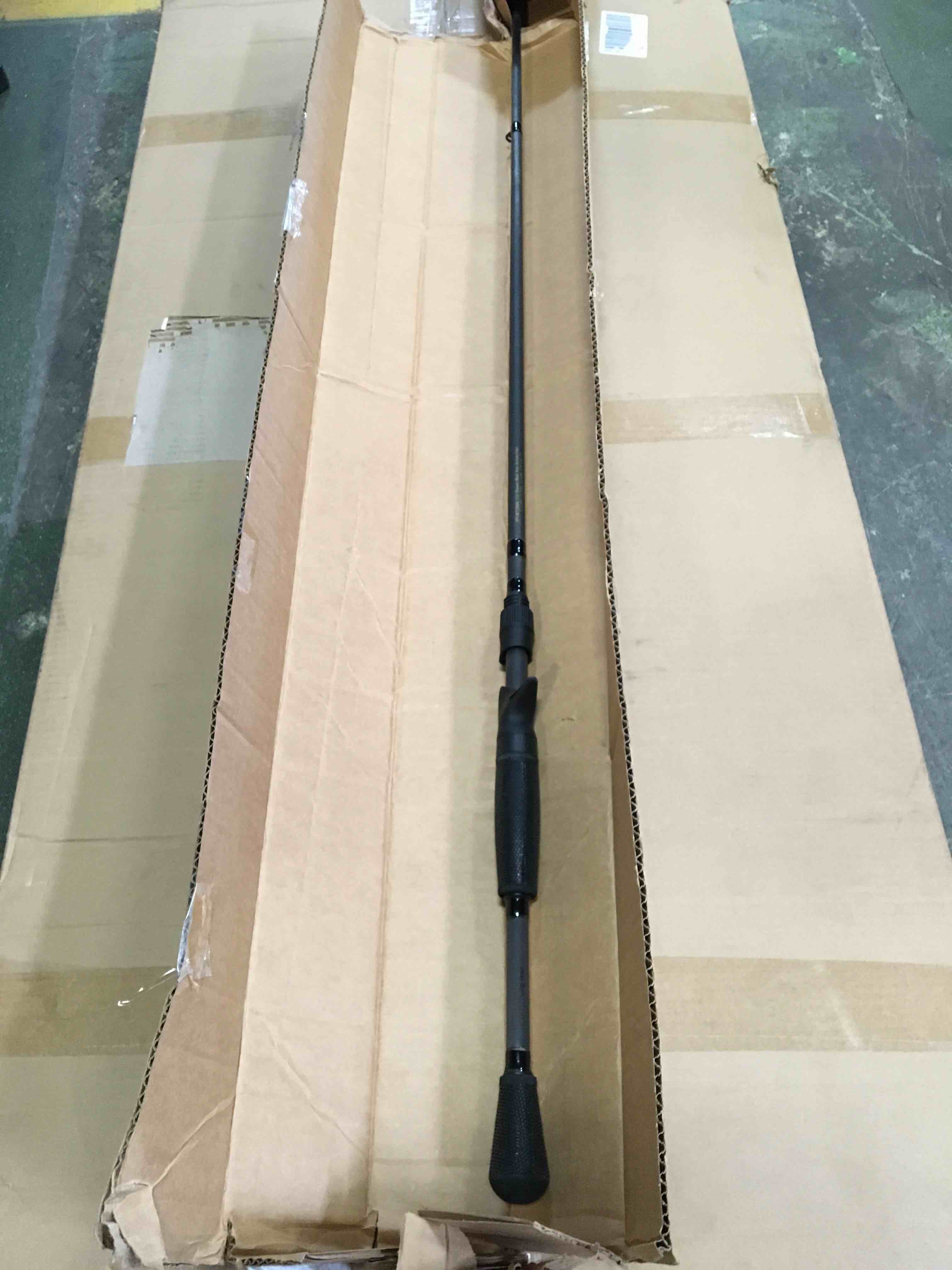 https://s3.amazonaws.com/lotting-images-prod/bidfta/GRN5404680_1692892900839.jpeg