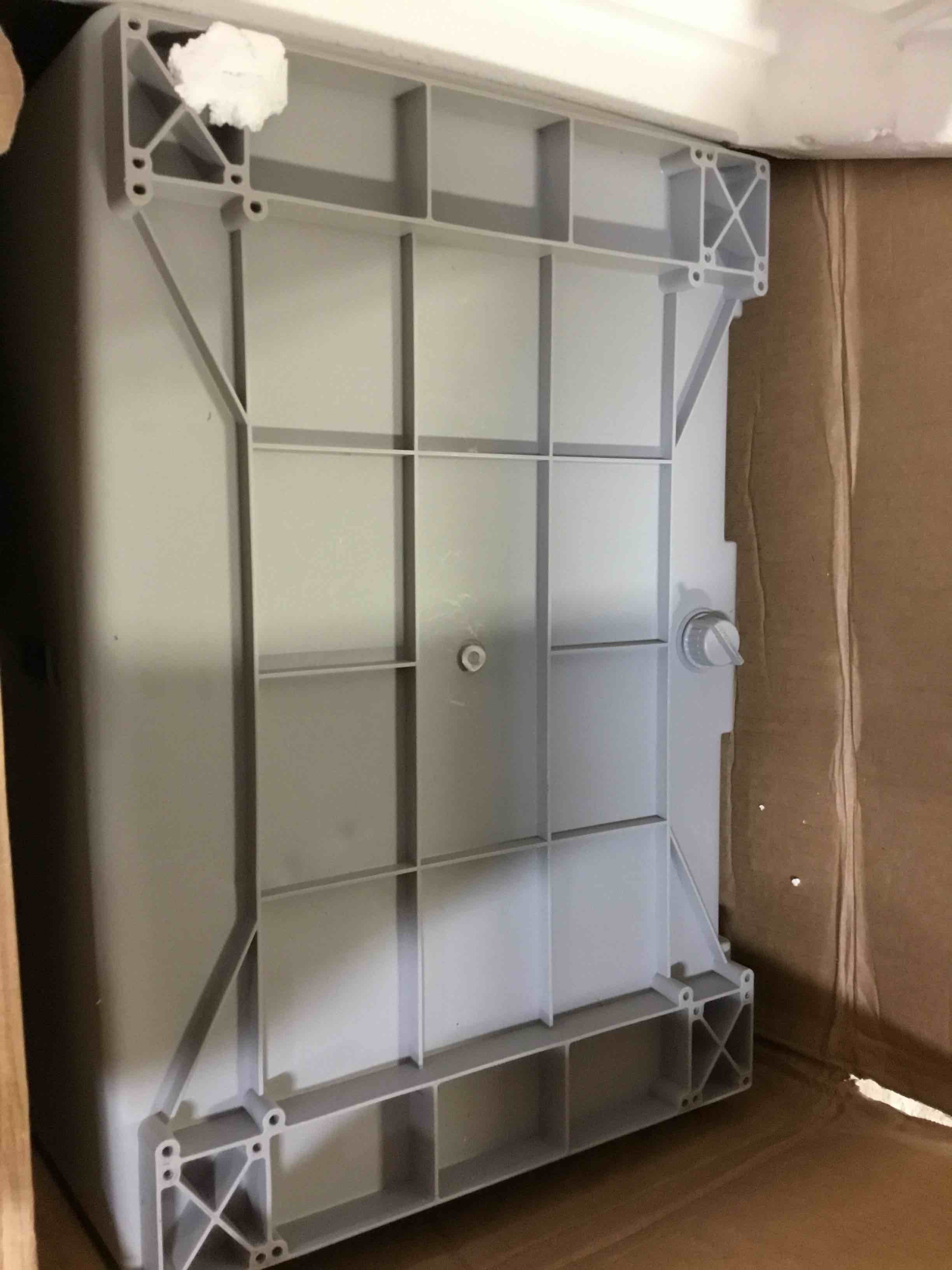 https://s3.amazonaws.com/lotting-images-prod/bidfta/GRN5405920_1692275790730.jpeg