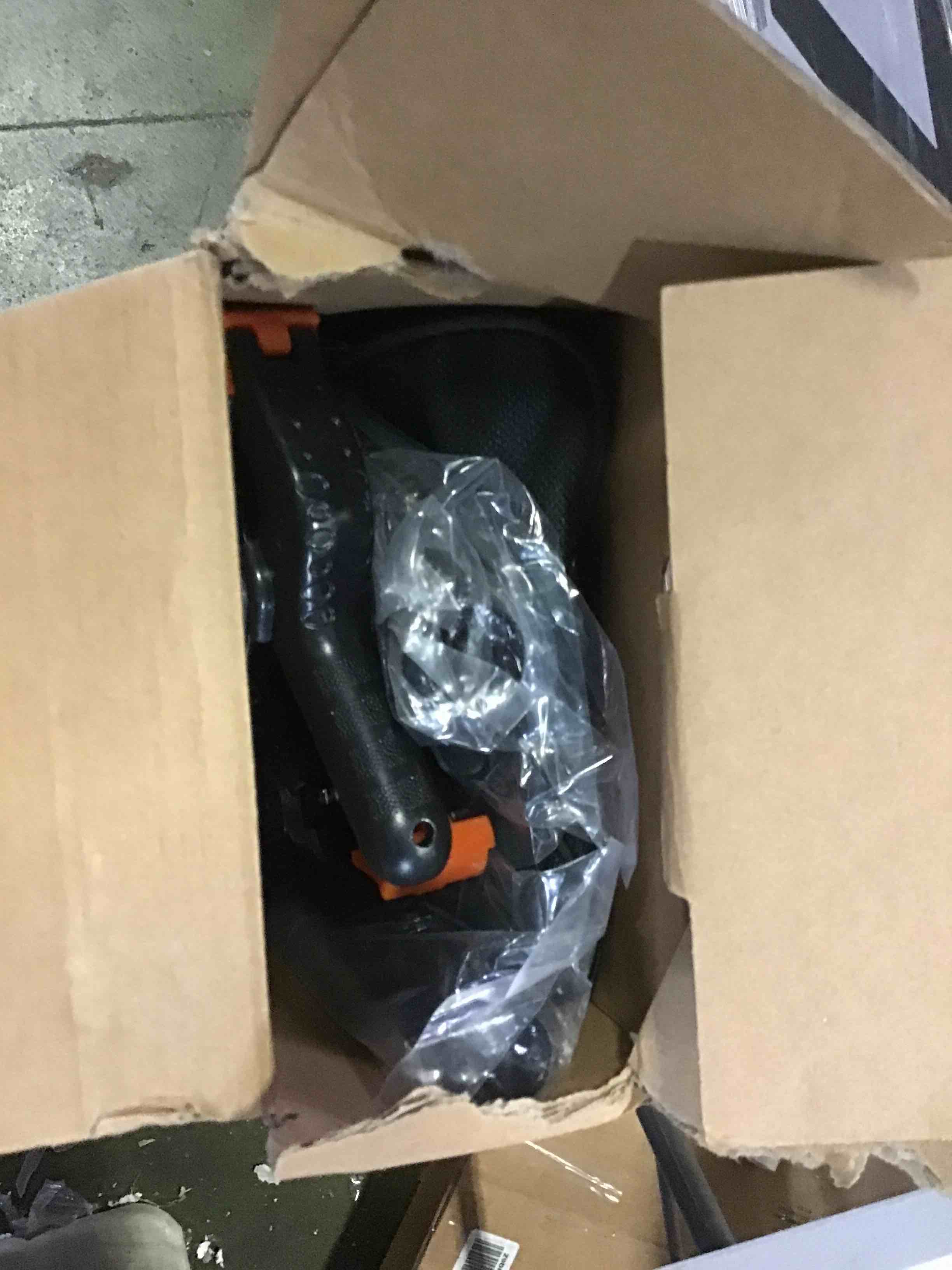 https://s3.amazonaws.com/lotting-images-prod/bidfta/GRN5406146_1692372785201.jpeg