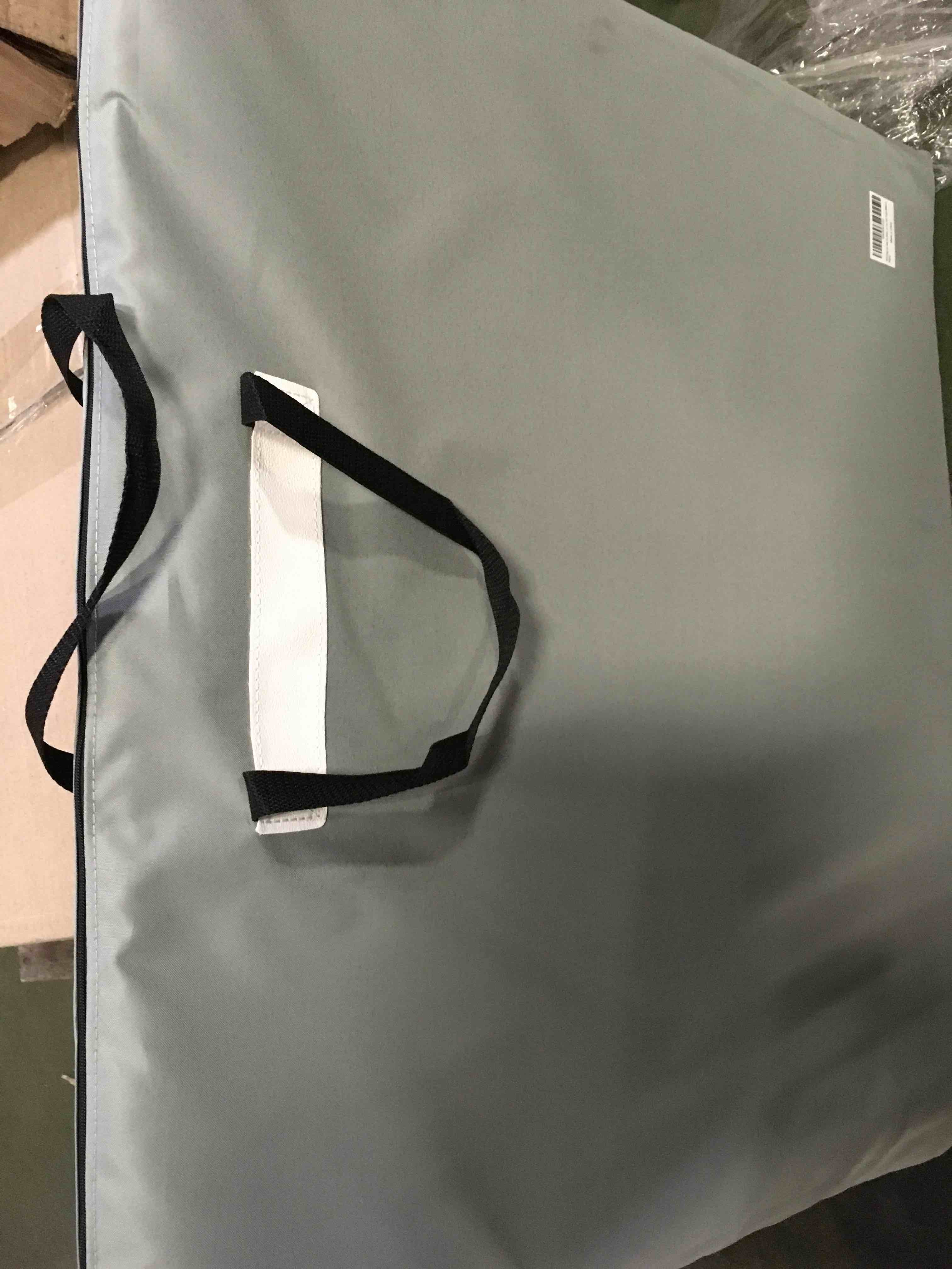https://s3.amazonaws.com/lotting-images-prod/bidfta/GRN5406383_1692702757908.jpeg