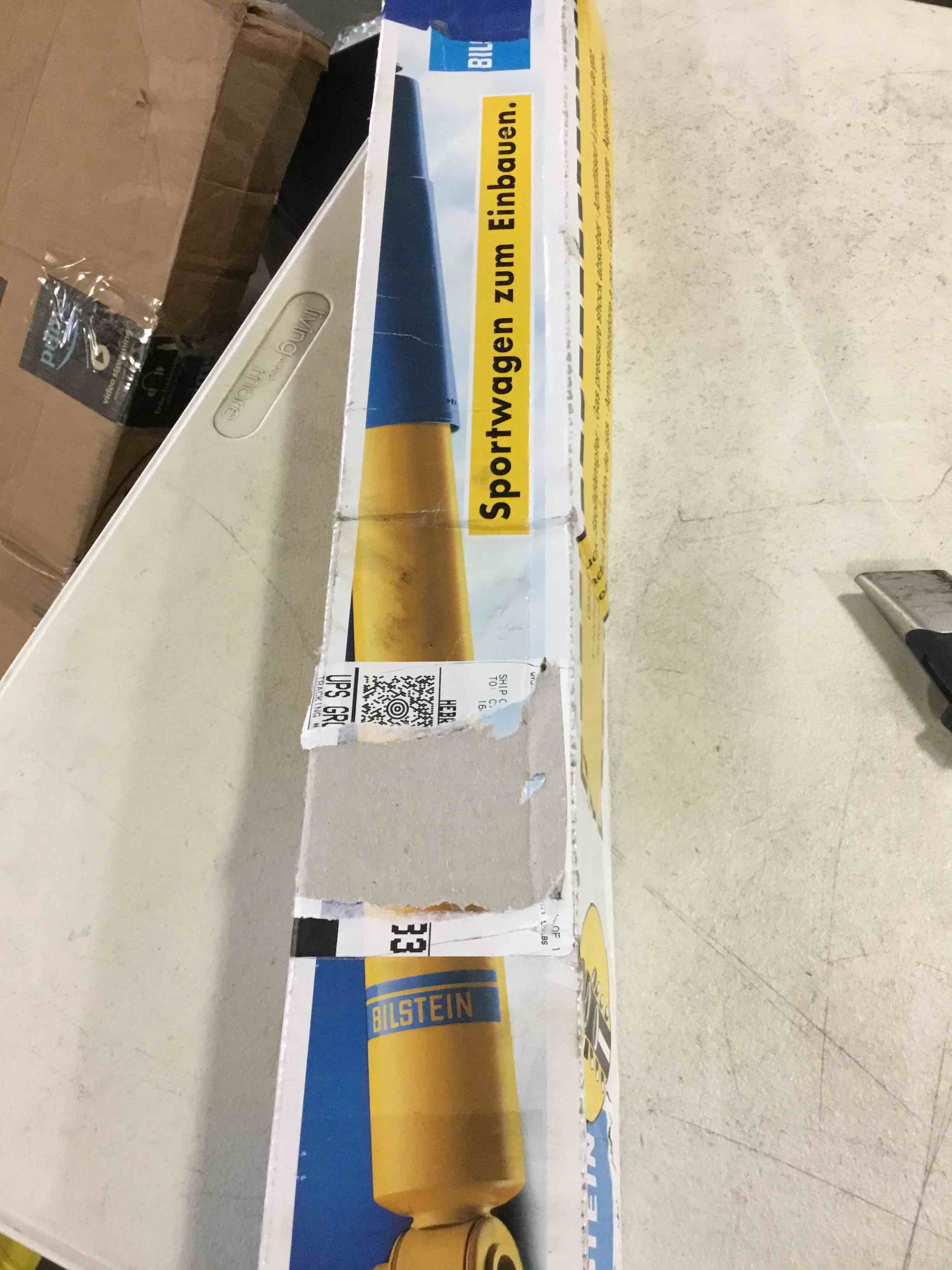 https://s3.amazonaws.com/lotting-images-prod/bidfta/GRN5407597_1692988309981.jpeg