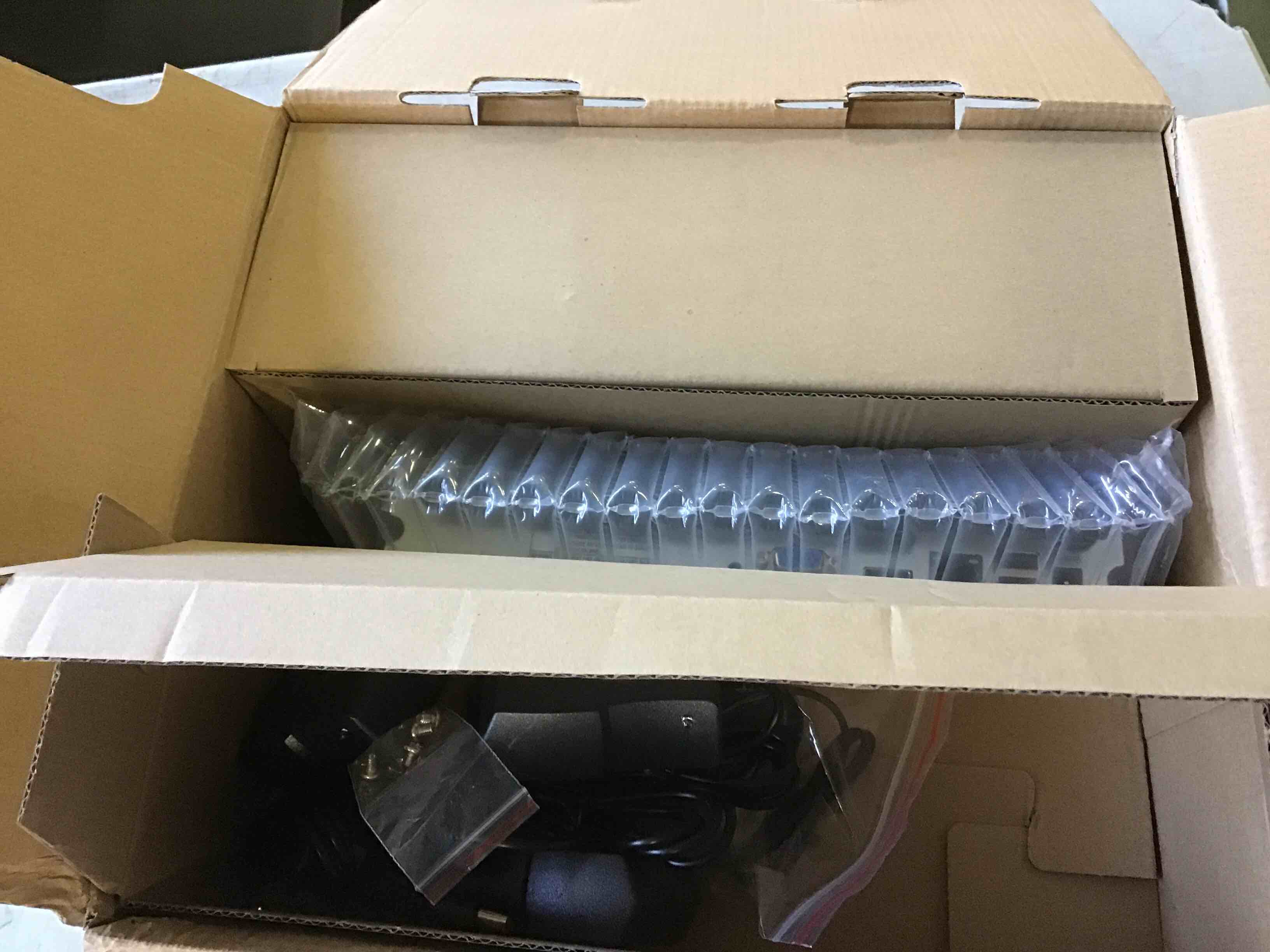 https://s3.amazonaws.com/lotting-images-prod/bidfta/GRN5408923_1693425468008.jpeg