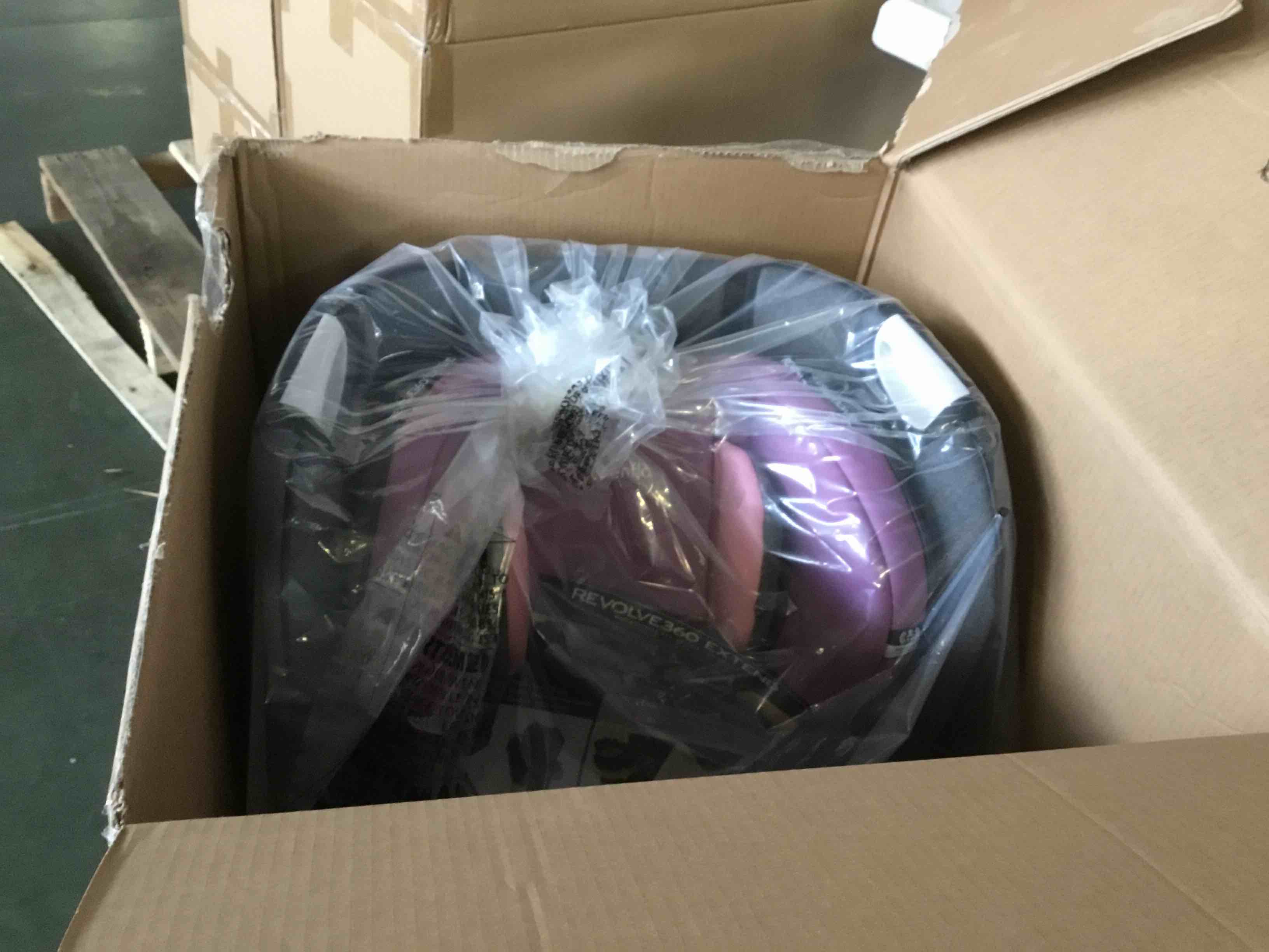https://s3.amazonaws.com/lotting-images-prod/bidfta/GRN5409794_1693494986194.jpeg