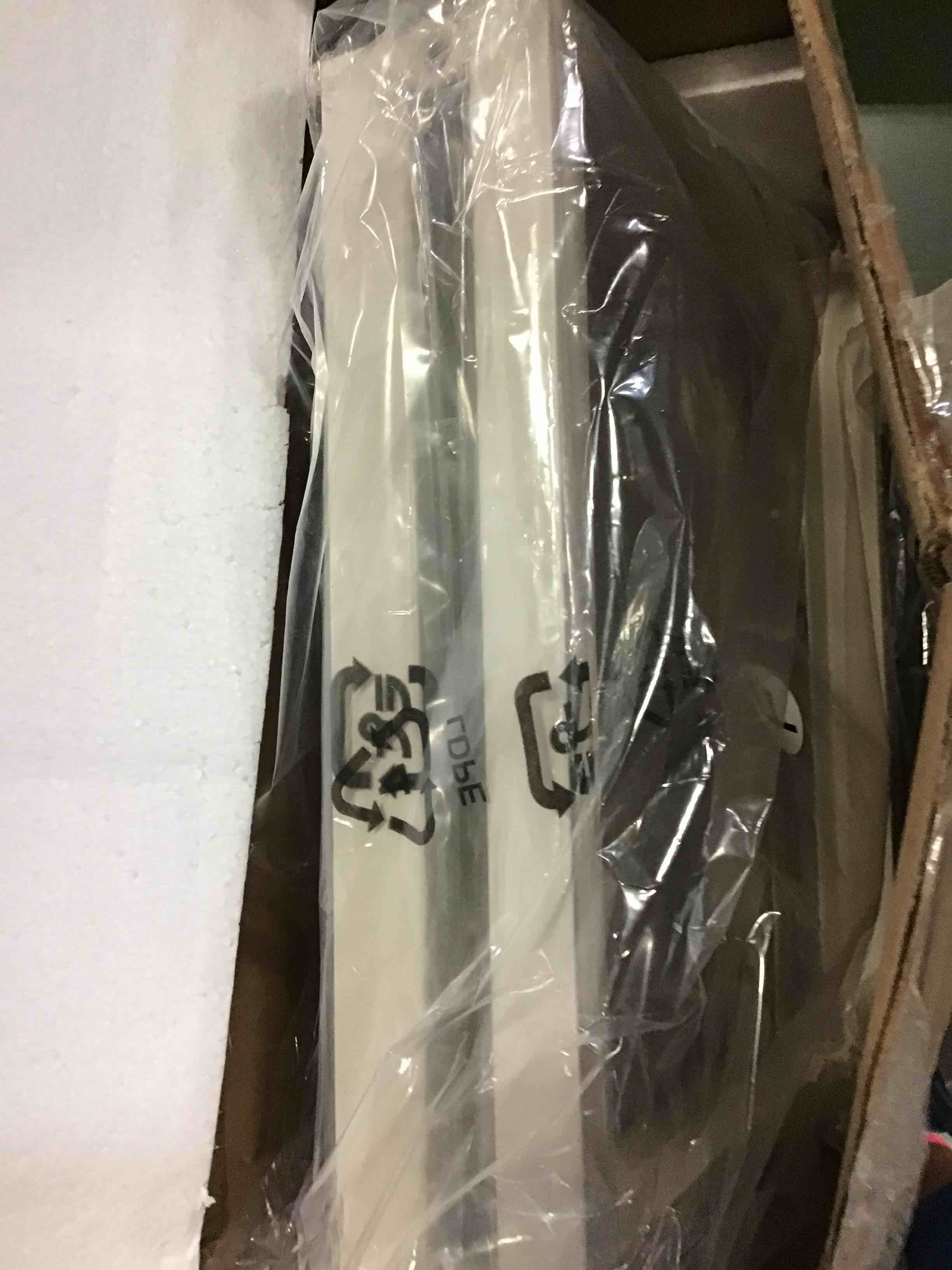 https://s3.amazonaws.com/lotting-images-prod/bidfta/GRN5411657_1694181404364.jpeg