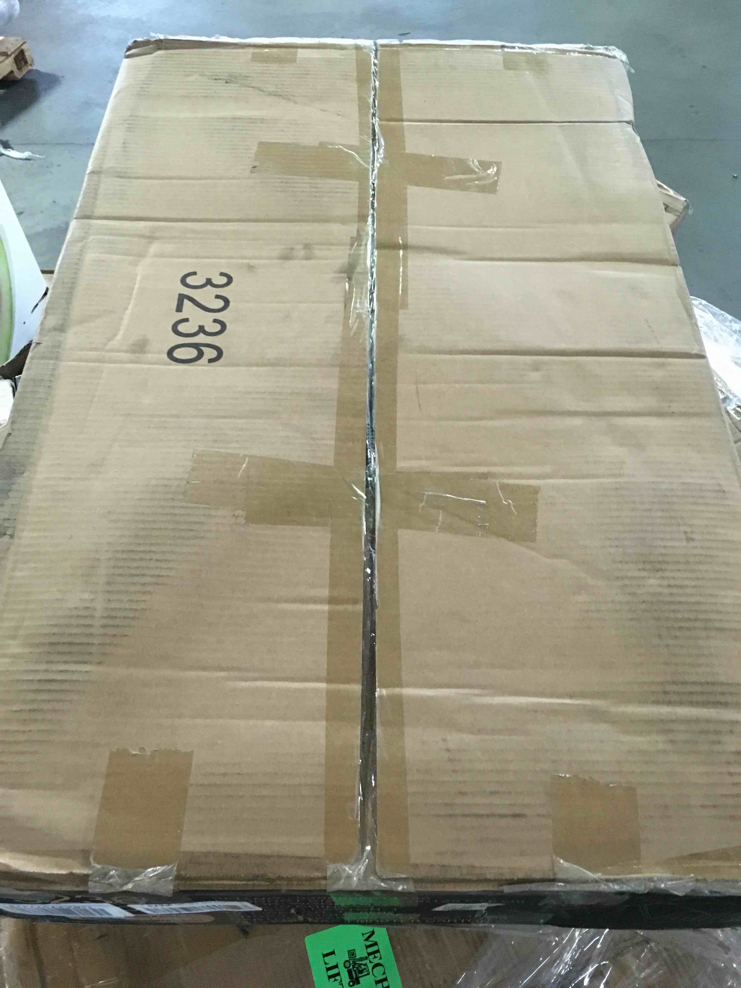 https://s3.amazonaws.com/lotting-images-prod/bidfta/GRN5412010_1694530456881.jpeg