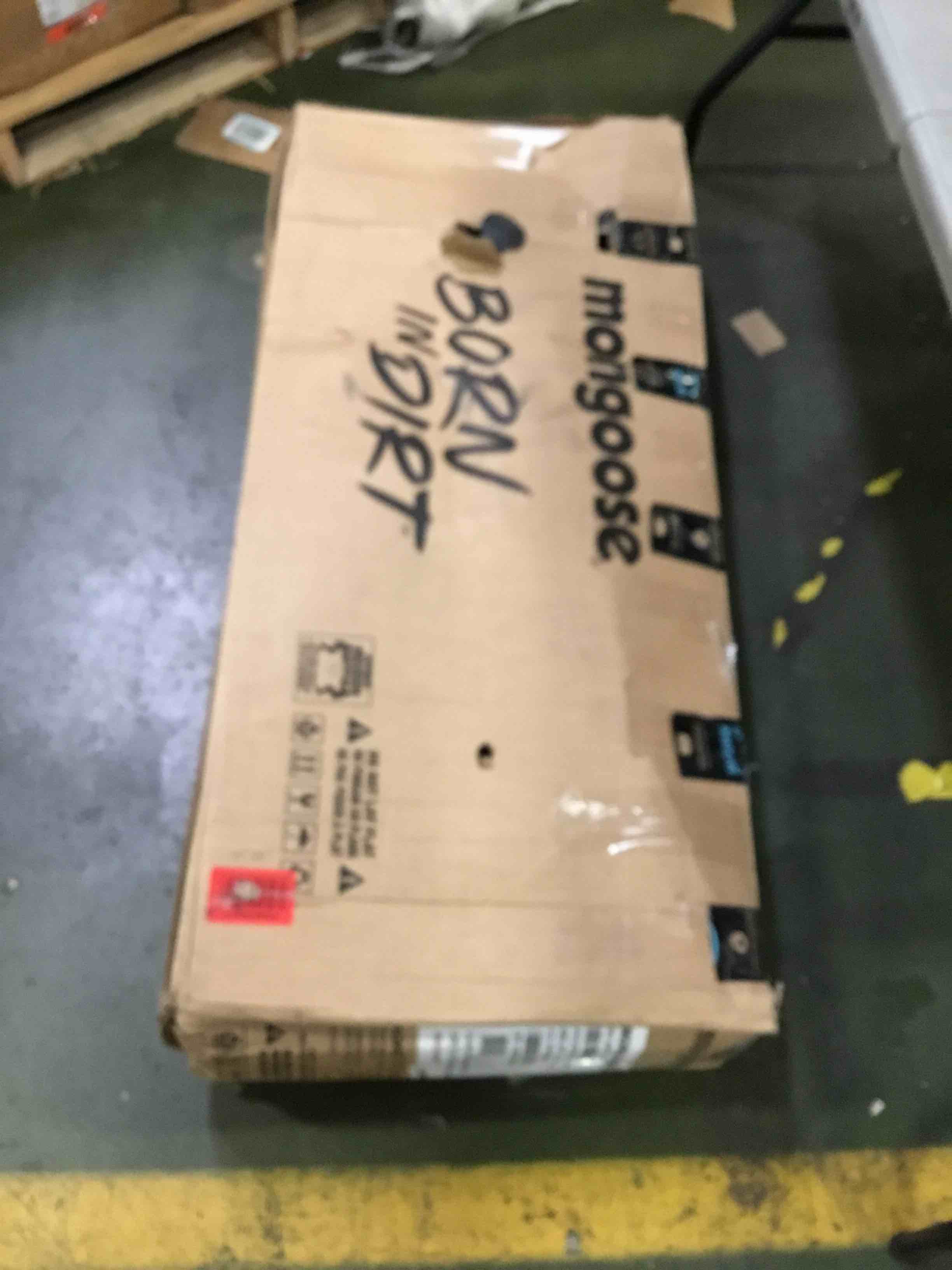 https://s3.amazonaws.com/lotting-images-prod/bidfta/GRN5415491_1693059582533.jpeg