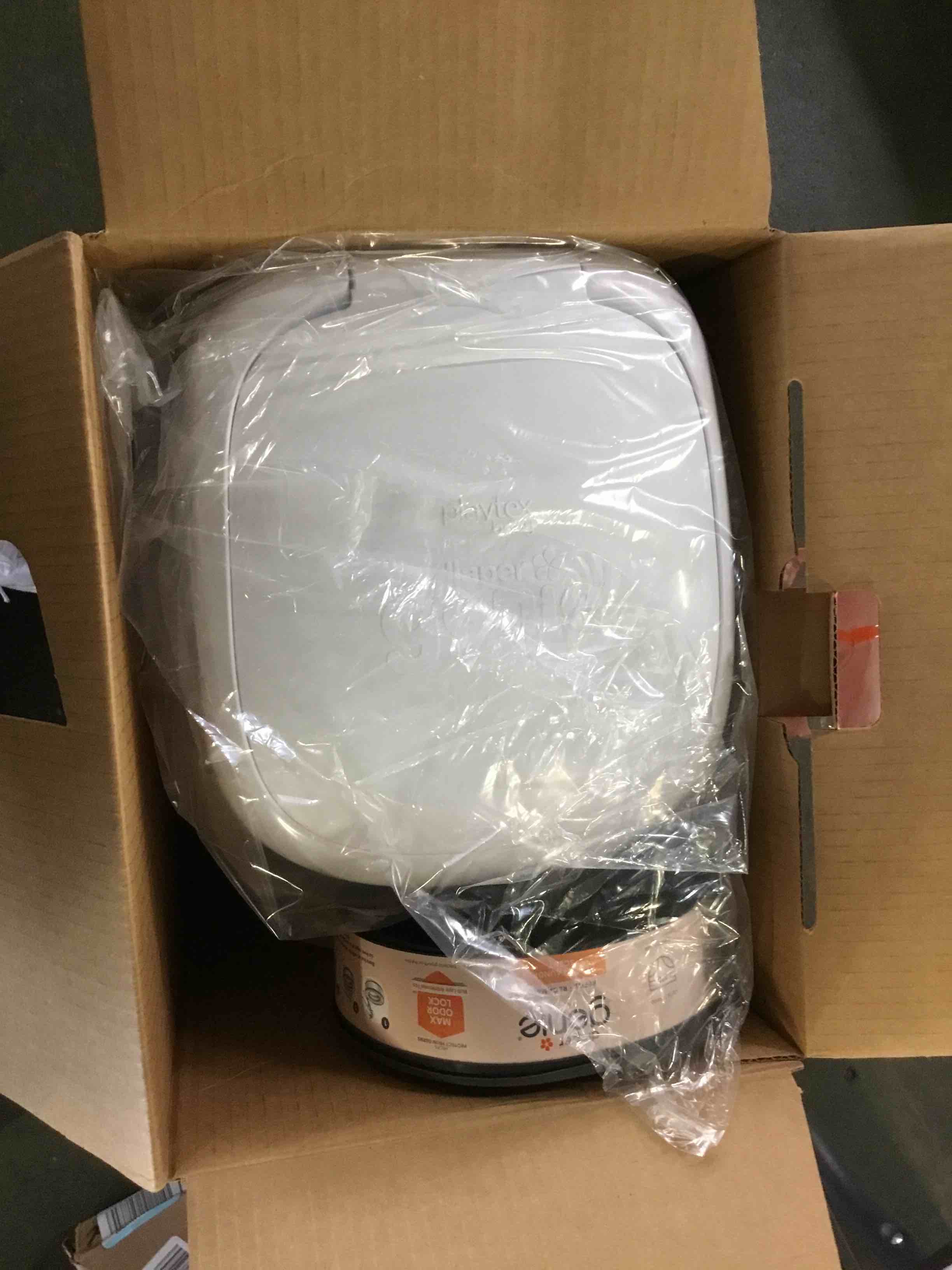 https://s3.amazonaws.com/lotting-images-prod/bidfta/GRN5416265_1693920928588.jpeg