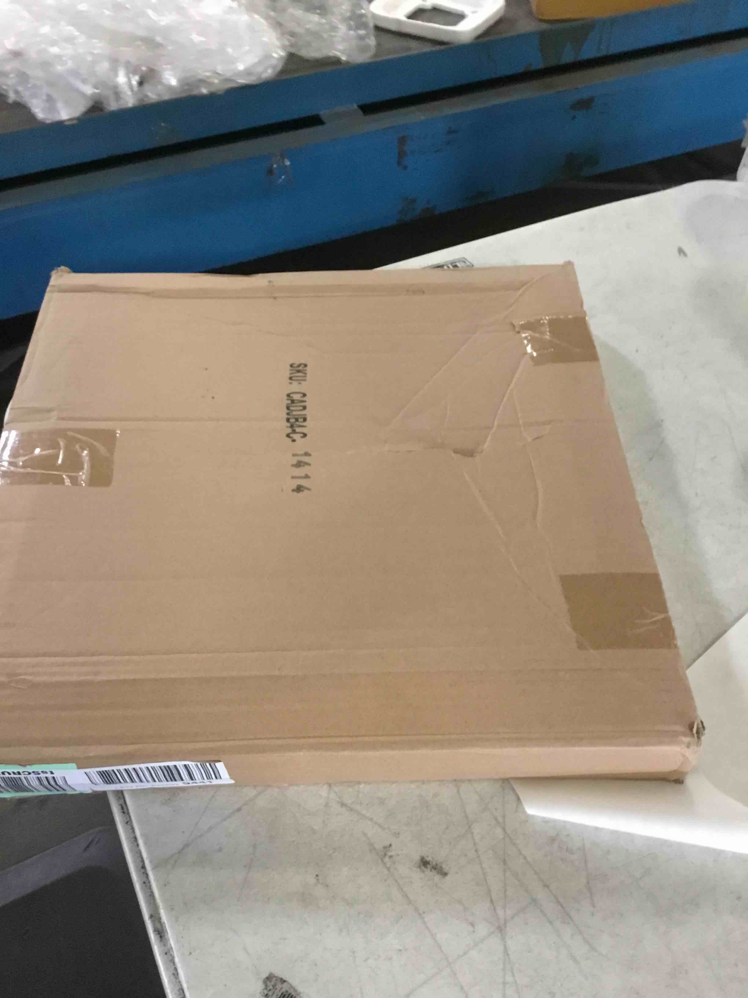 https://s3.amazonaws.com/lotting-images-prod/bidfta/GRN5416268_1693921075486.jpeg
