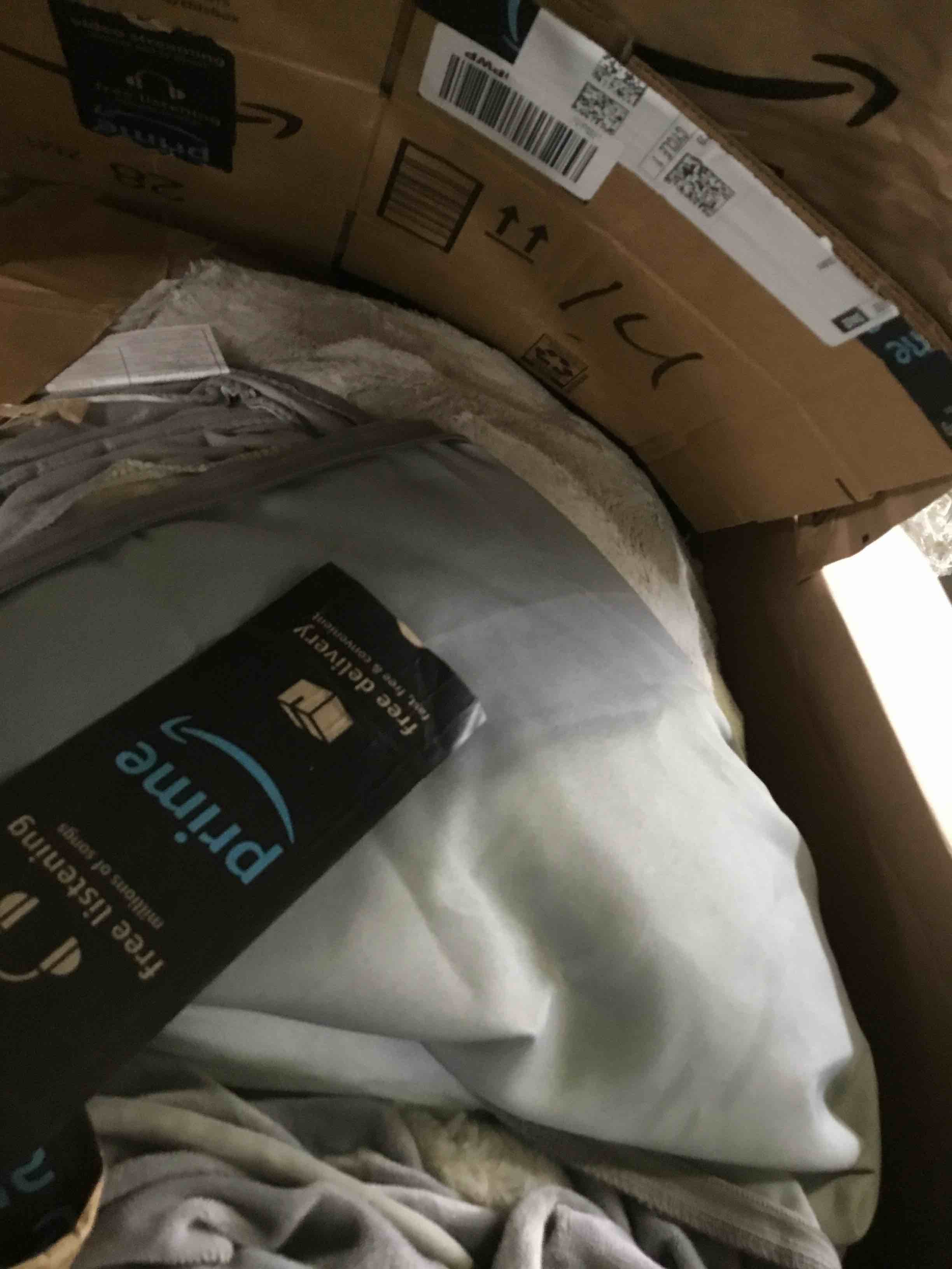 https://s3.amazonaws.com/lotting-images-prod/bidfta/GRN5416347_1693935654890.jpeg