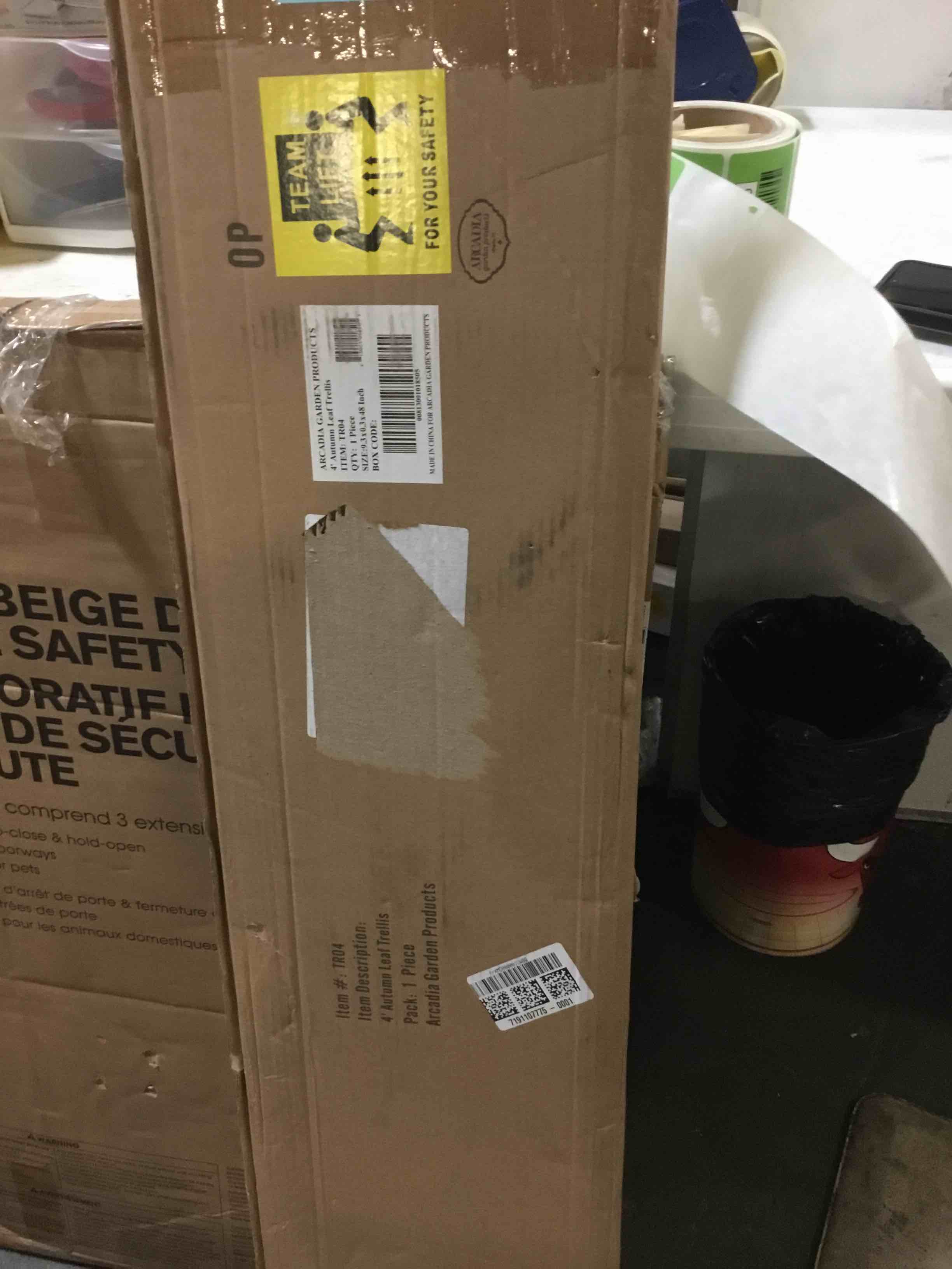 https://s3.amazonaws.com/lotting-images-prod/bidfta/GRN5416501_1694021868841.jpeg