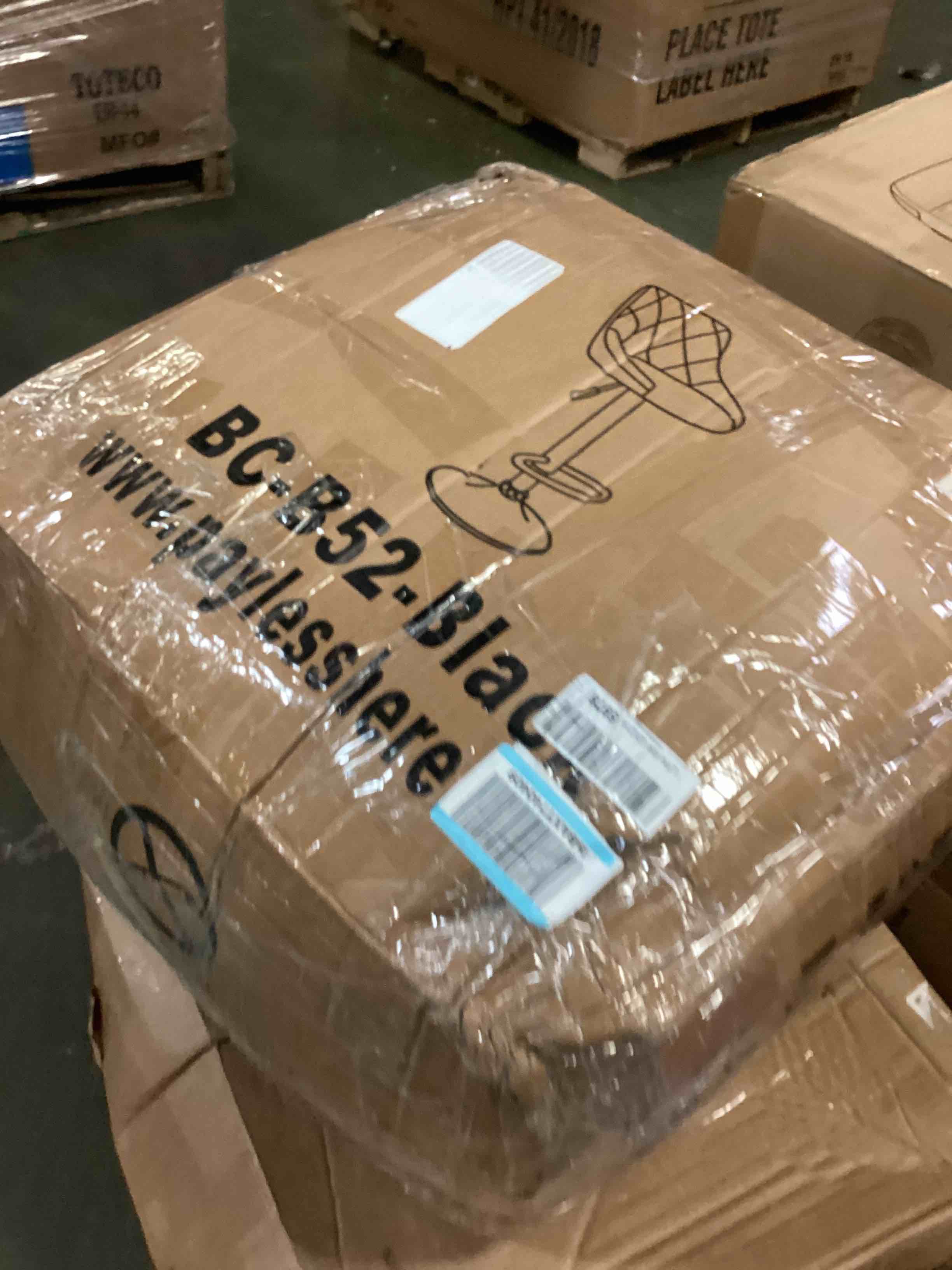 https://s3.amazonaws.com/lotting-images-prod/bidfta/GRN5418705_1693310628564.jpeg