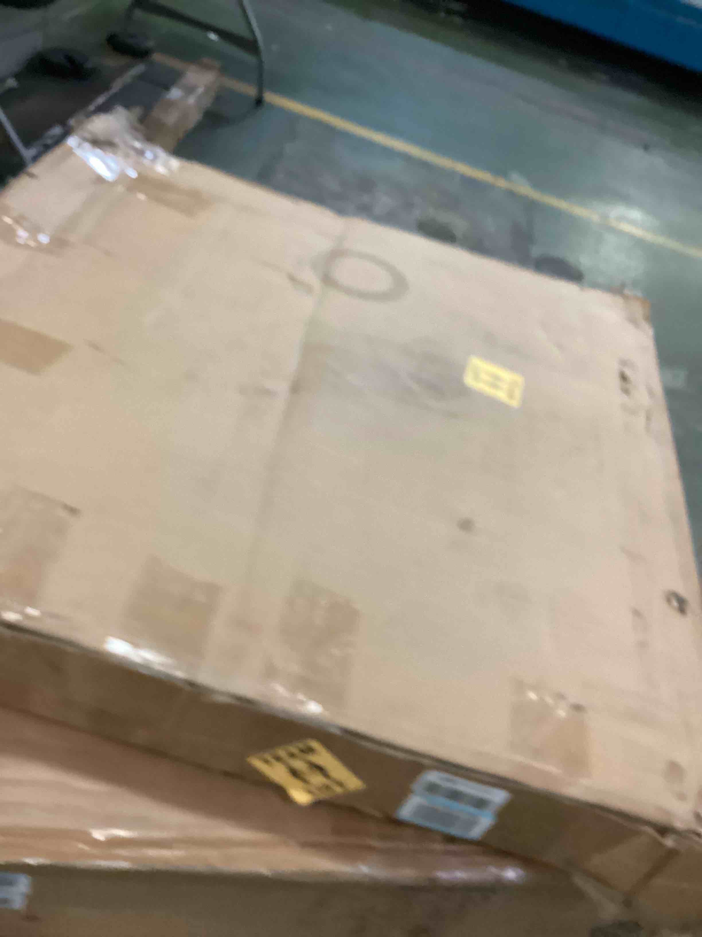 https://s3.amazonaws.com/lotting-images-prod/bidfta/GRN5419808_1694101759438.jpeg