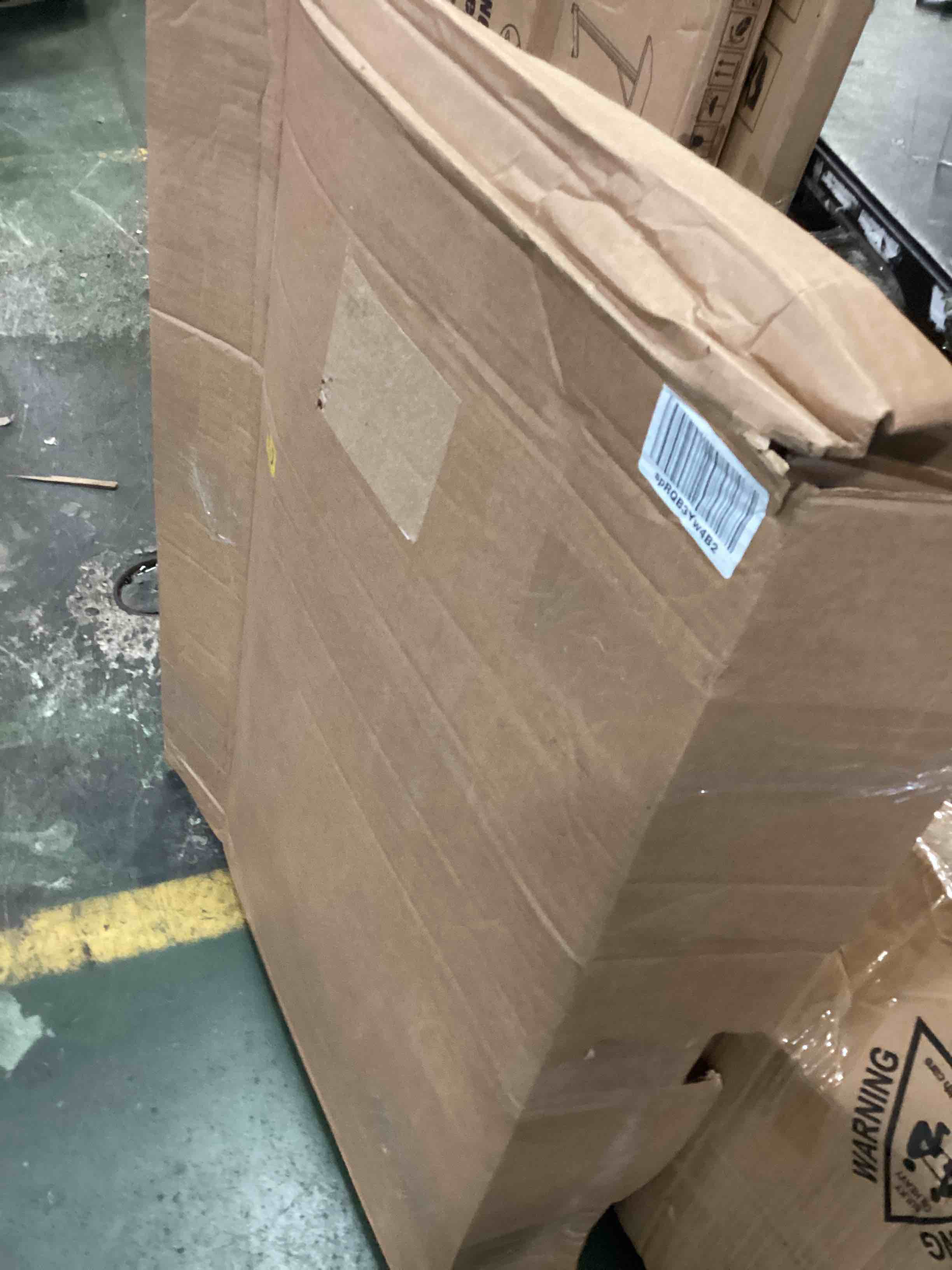 https://s3.amazonaws.com/lotting-images-prod/bidfta/GRN5419829_1694104029790.jpeg