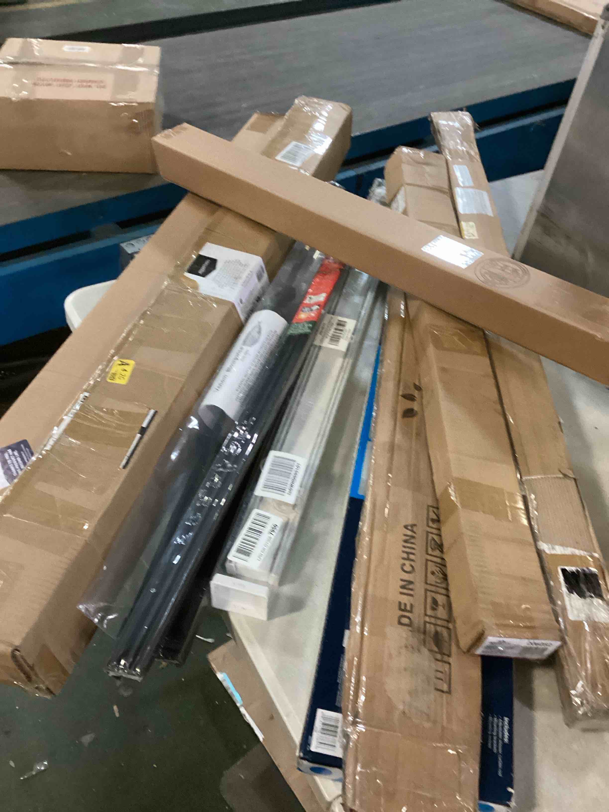 https://s3.amazonaws.com/lotting-images-prod/bidfta/GRN5443956_1700682368362.jpeg