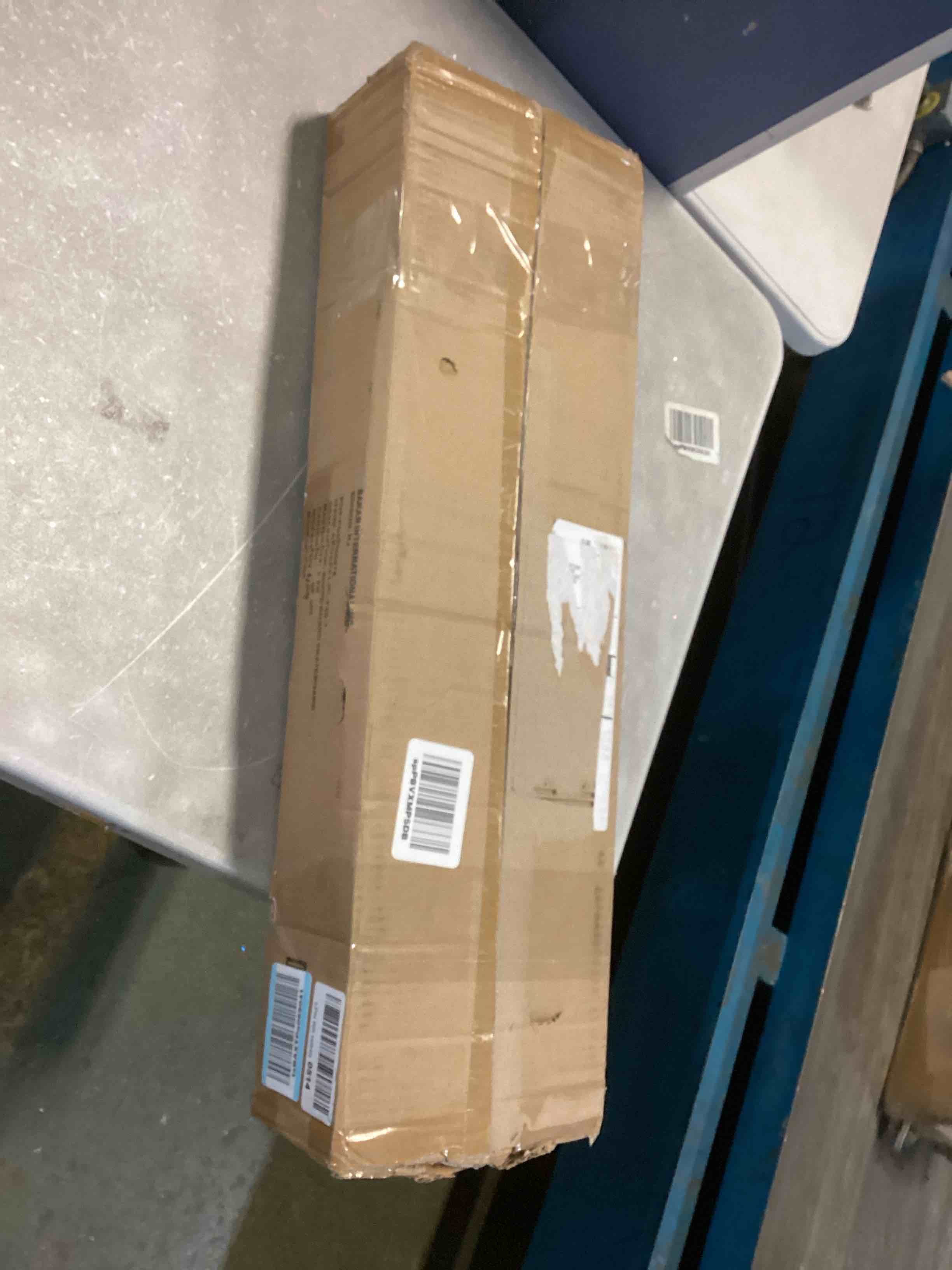 https://s3.amazonaws.com/lotting-images-prod/bidfta/GRN5444016_1700832391448.jpeg