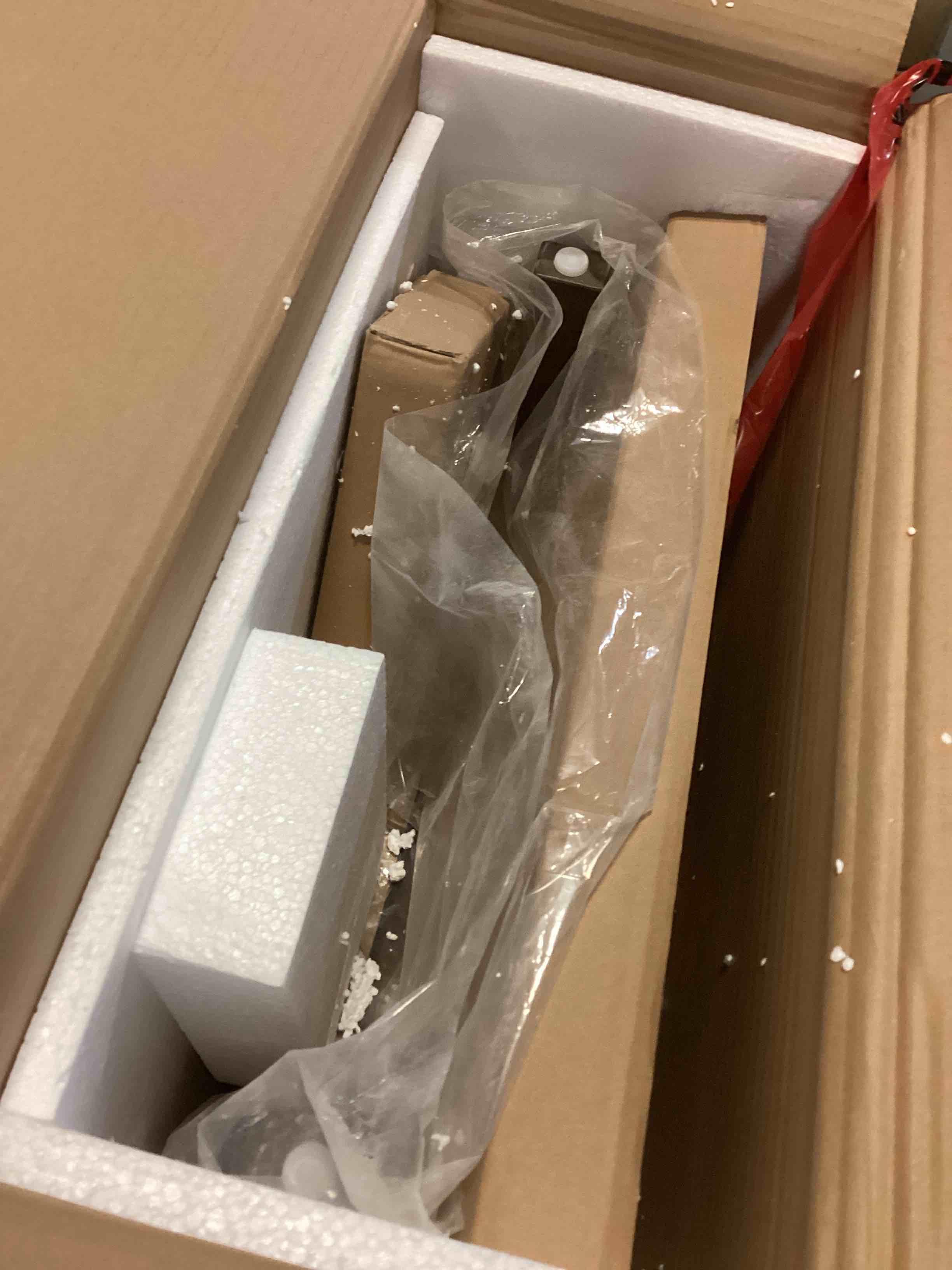 https://s3.amazonaws.com/lotting-images-prod/bidfta/GRN5444464_1701098326378.jpeg