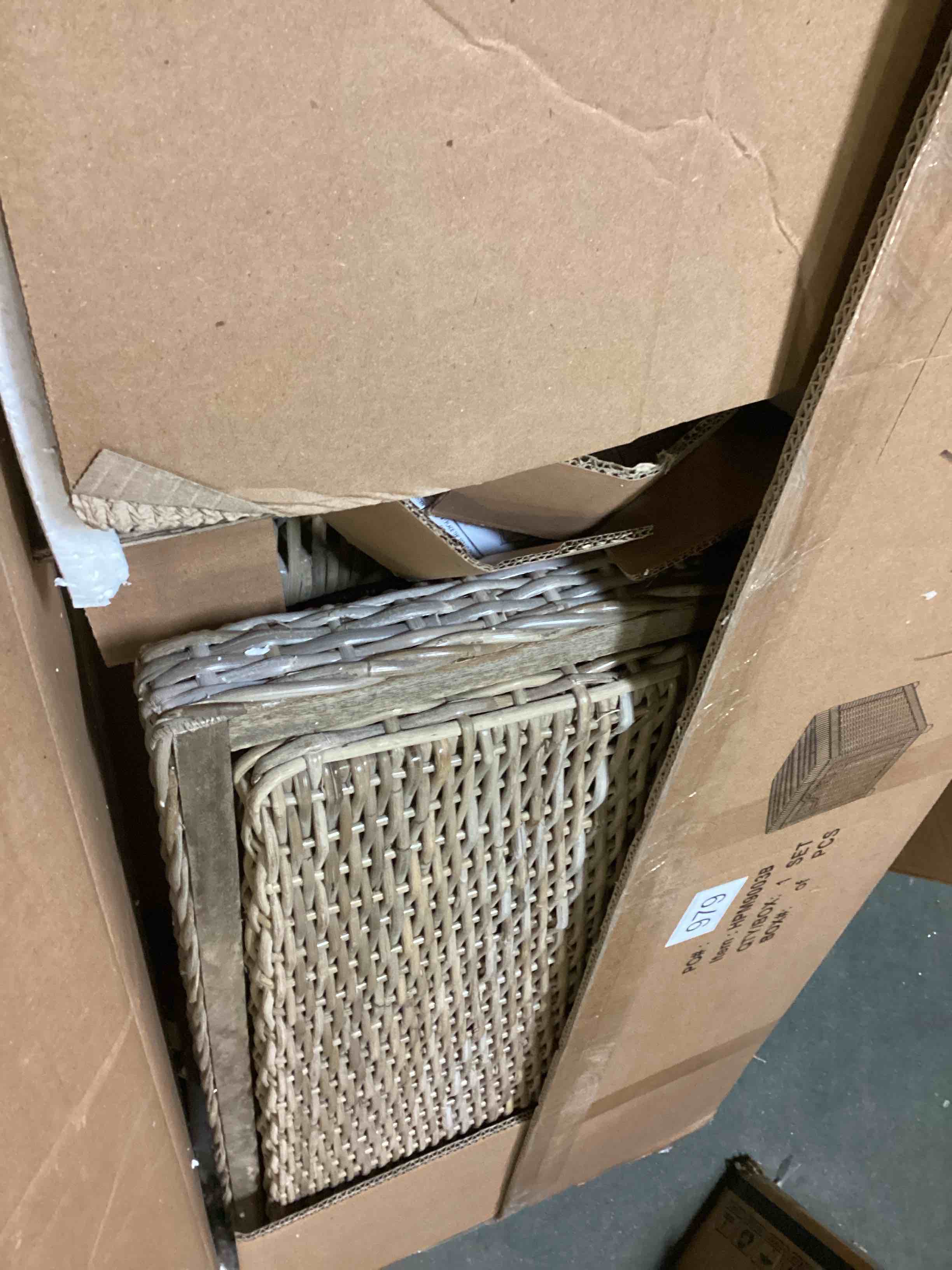 https://s3.amazonaws.com/lotting-images-prod/bidfta/GRN5446868_1701784200085.jpeg