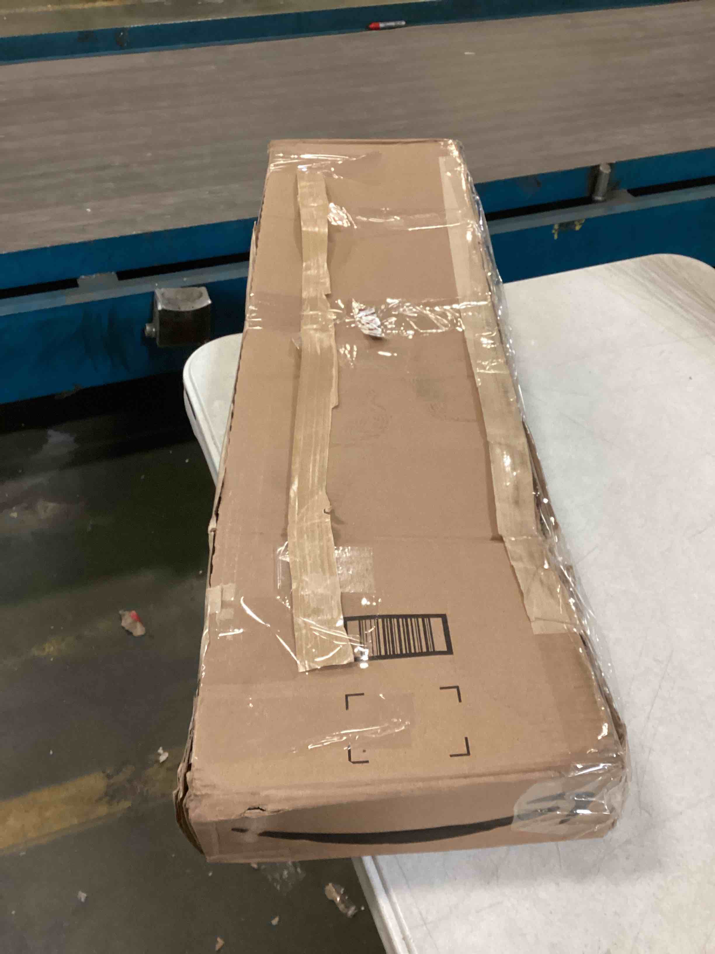 https://s3.amazonaws.com/lotting-images-prod/bidfta/GRN5448615_1700849775082.jpeg