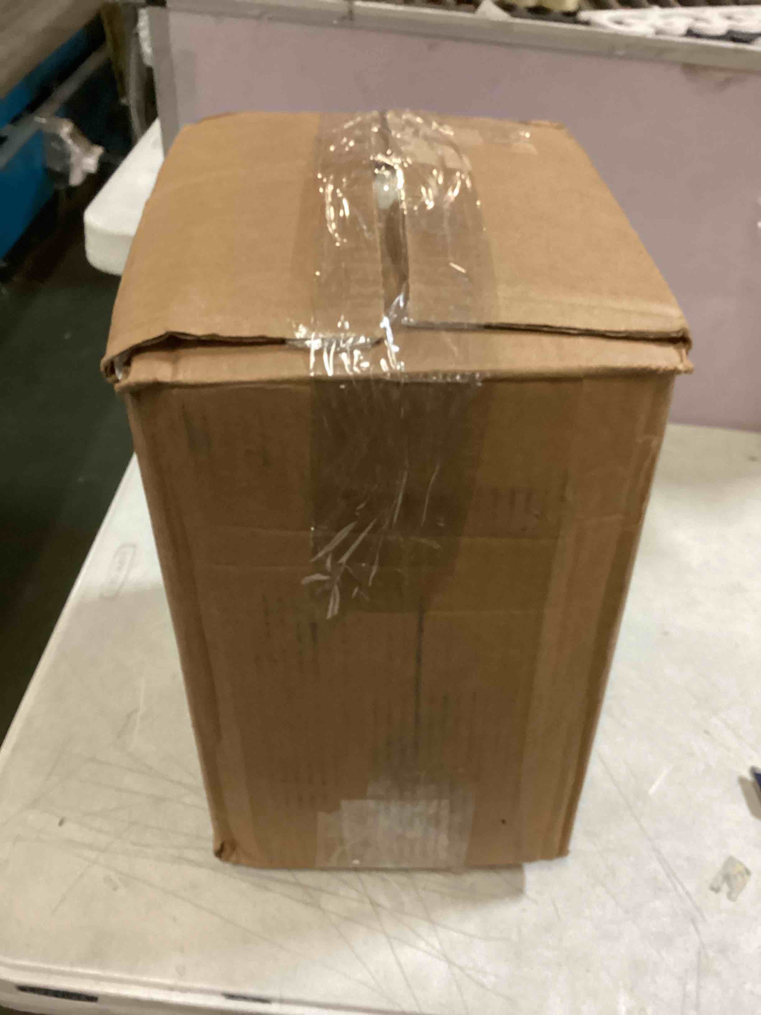 https://s3.amazonaws.com/lotting-images-prod/bidfta/GRN5449000_1701189992814.jpeg