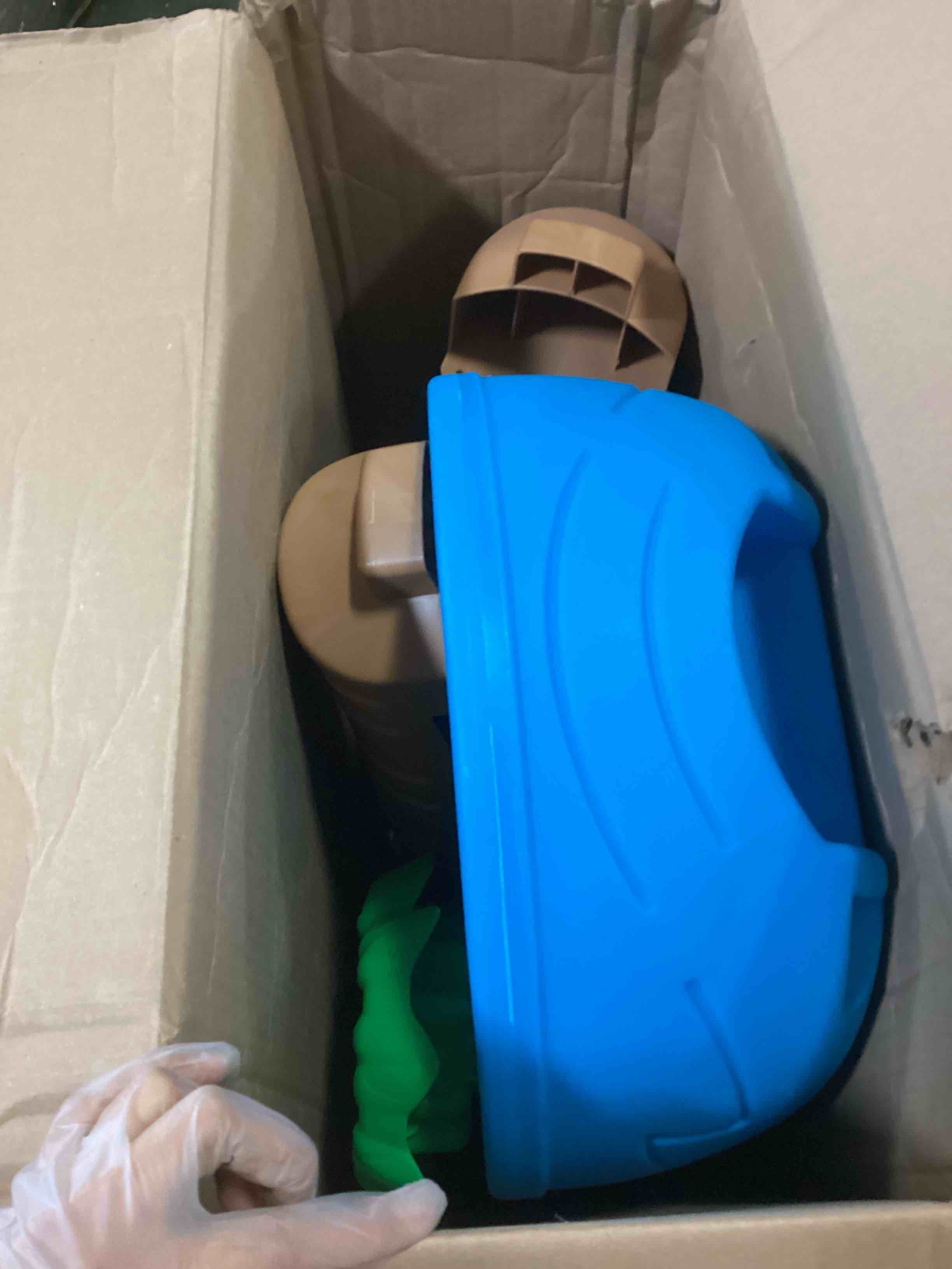 https://s3.amazonaws.com/lotting-images-prod/bidfta/GRN5449282_1701351517166.jpeg