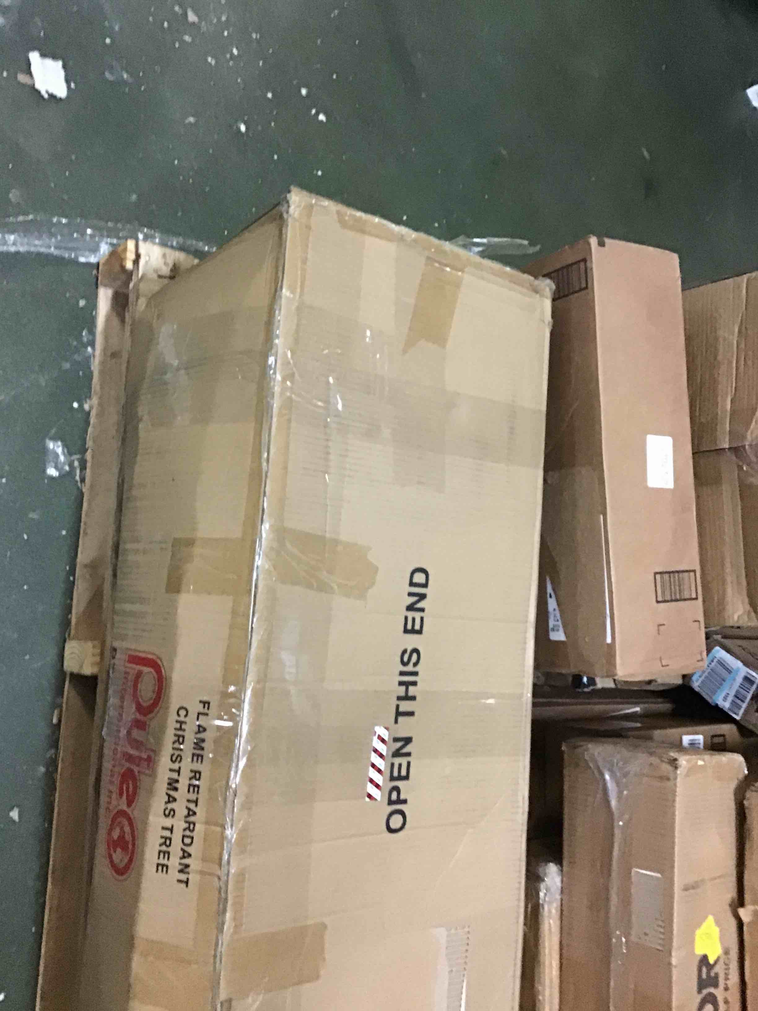 https://s3.amazonaws.com/lotting-images-prod/bidfta/GRN5450016_1701265536670.jpeg
