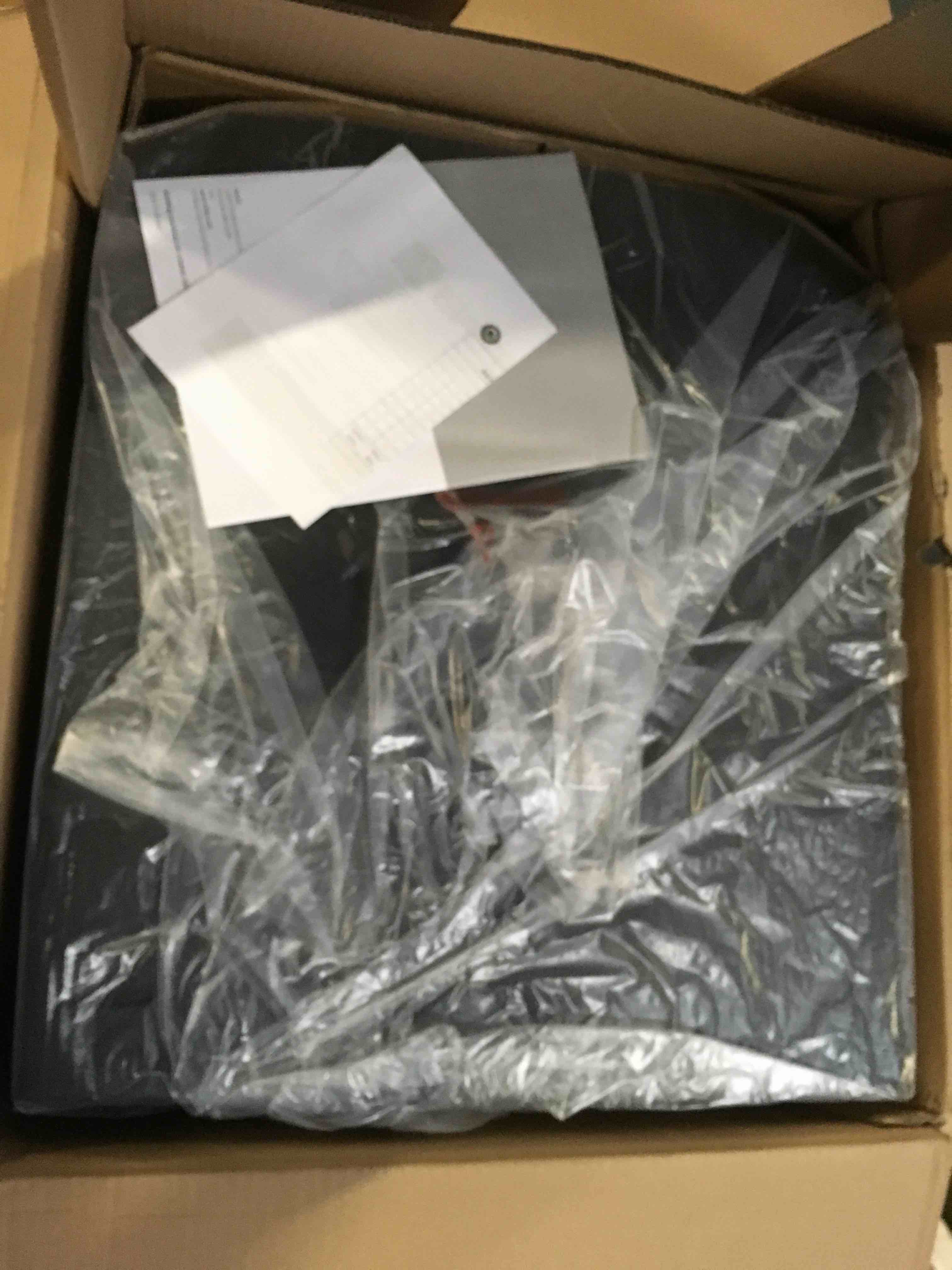 https://s3.amazonaws.com/lotting-images-prod/bidfta/GRN5450832_1701810637892.jpeg