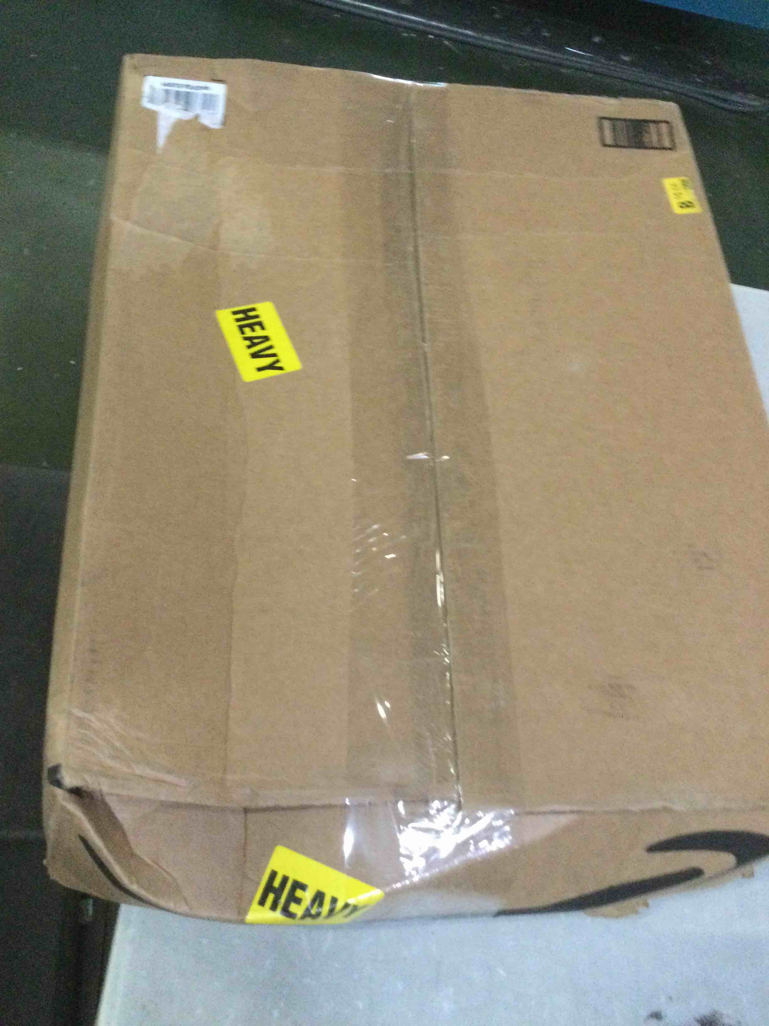 https://s3.amazonaws.com/lotting-images-prod/bidfta/GRN5450874_1701872134255.jpeg
