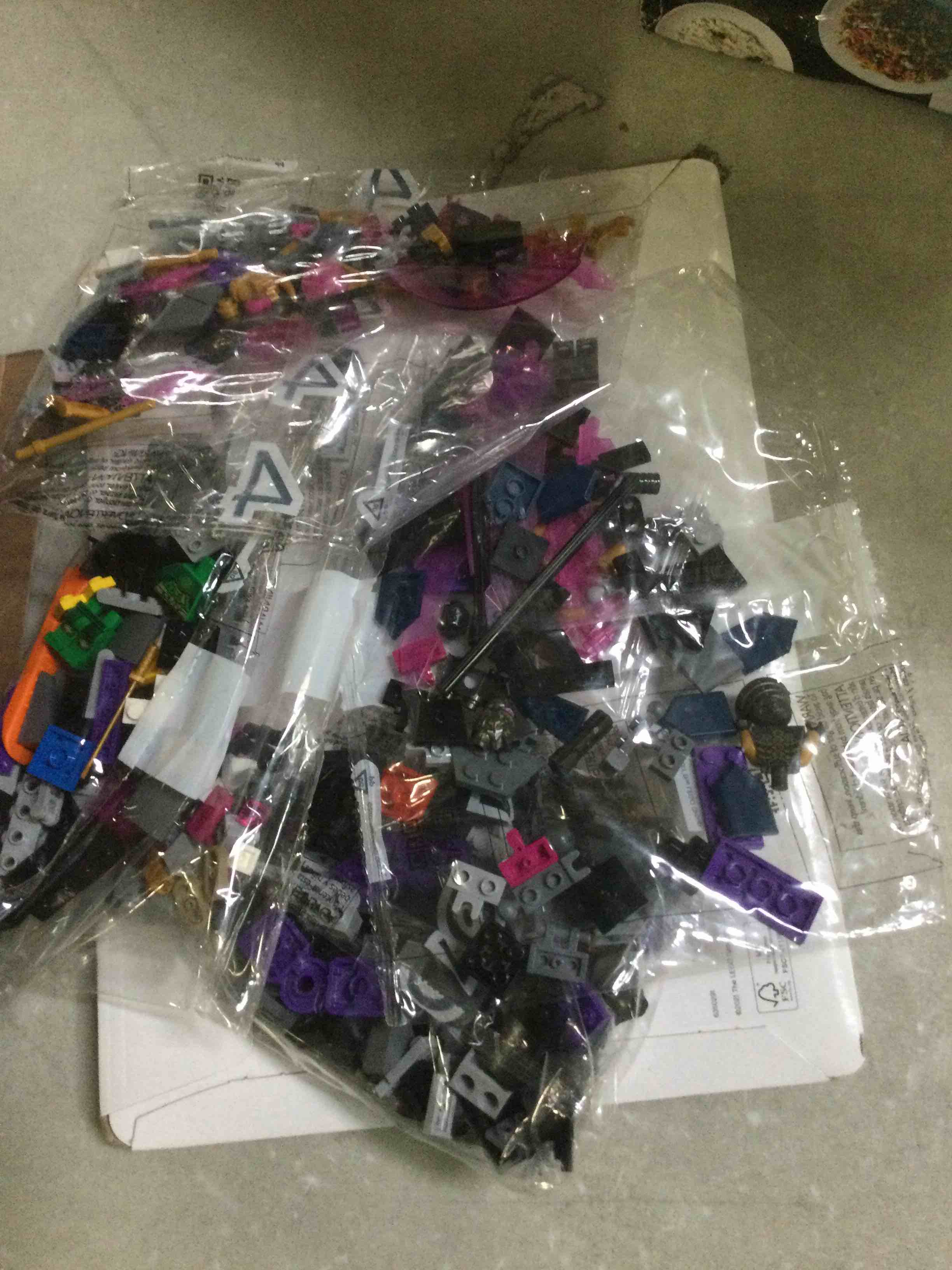https://s3.amazonaws.com/lotting-images-prod/bidfta/GRN5450905_1701877828035.jpeg