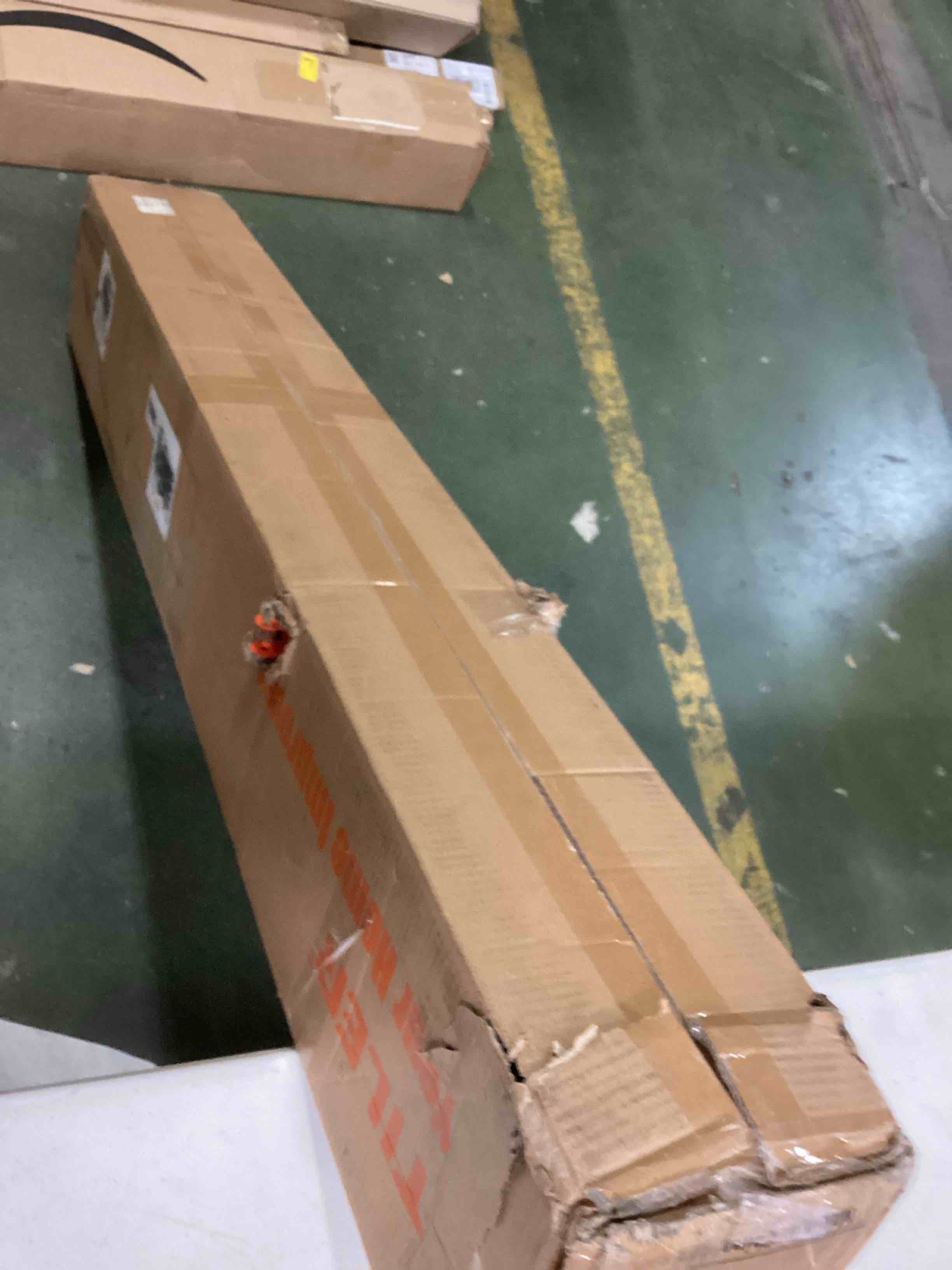 https://s3.amazonaws.com/lotting-images-prod/bidfta/GRN5451726_1700845921535.jpeg