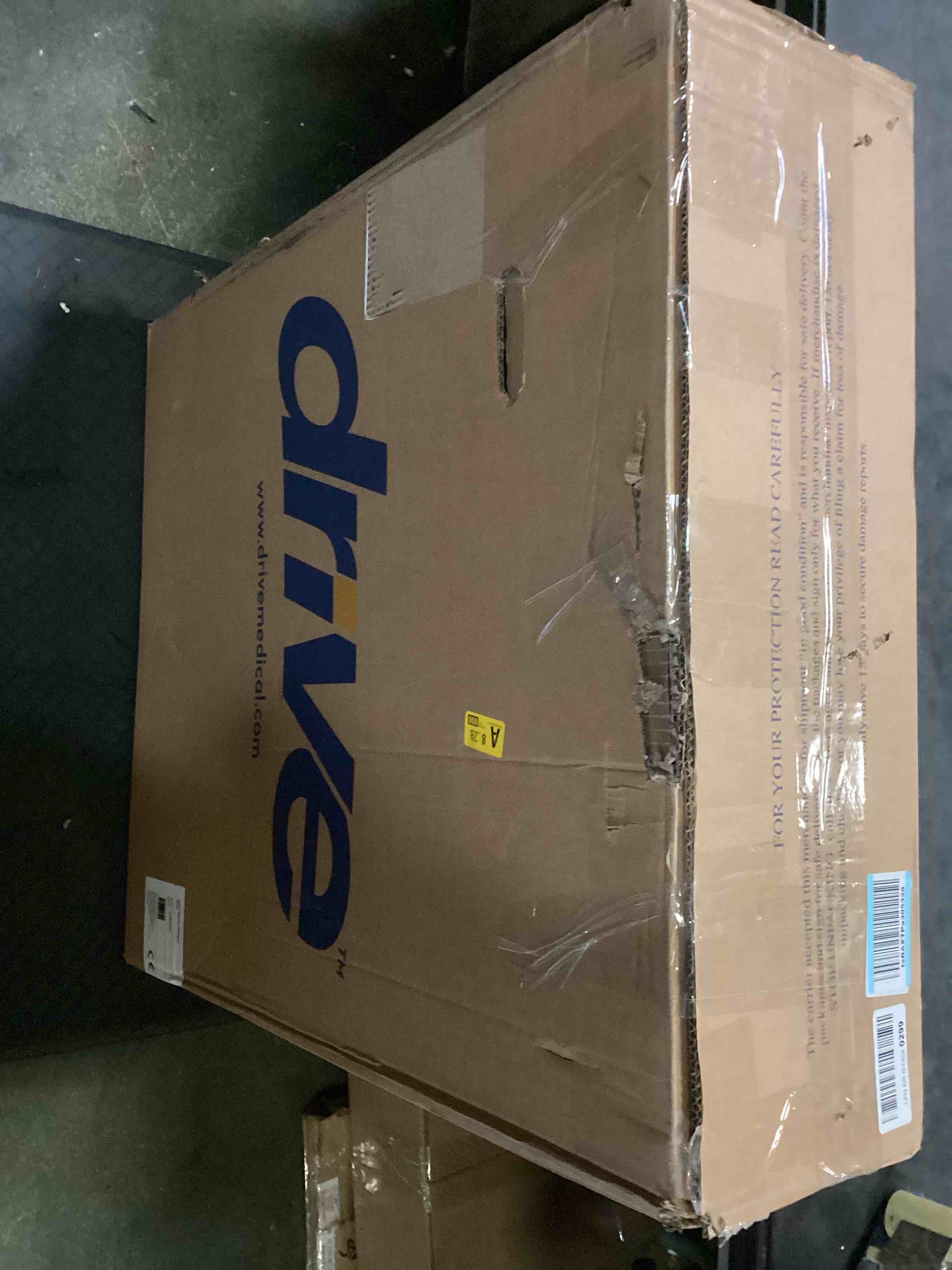 https://s3.amazonaws.com/lotting-images-prod/bidfta/GRN5452499_1701283721748.jpeg