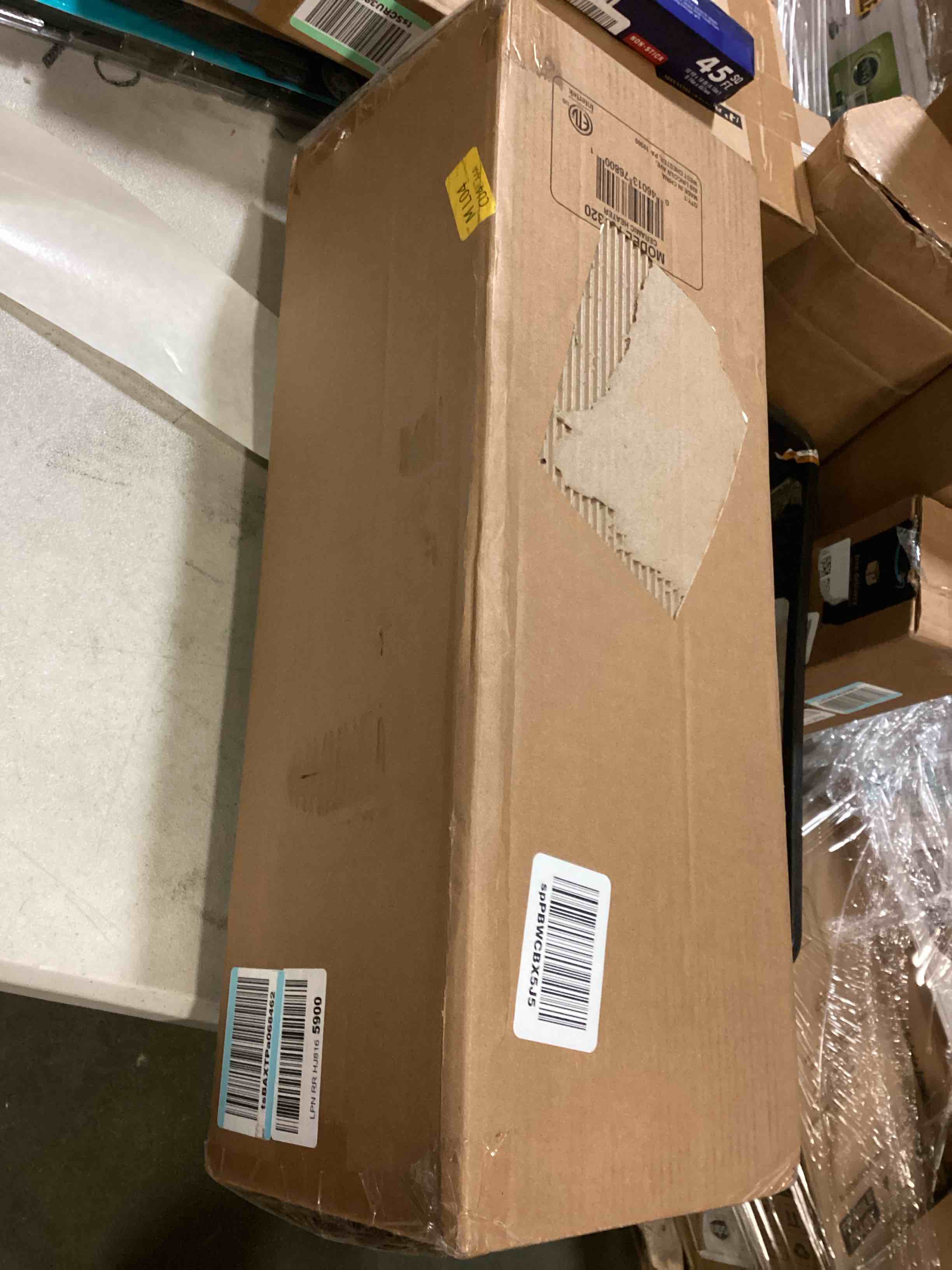 https://s3.amazonaws.com/lotting-images-prod/bidfta/GRN5452839_1701378830451.jpeg