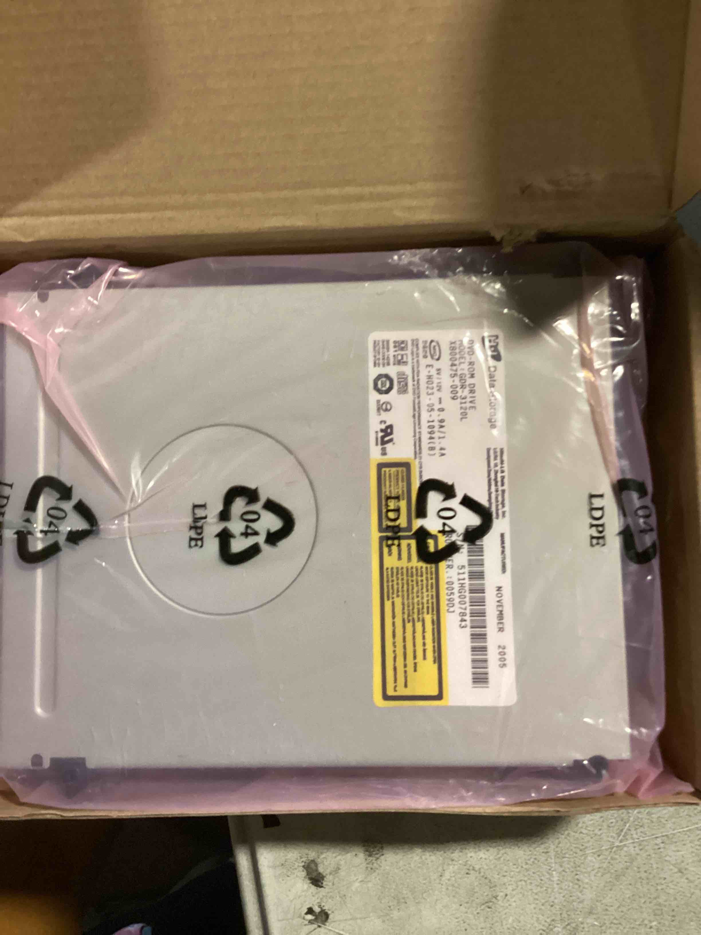 https://s3.amazonaws.com/lotting-images-prod/bidfta/GRN5453332_1701088733241.jpeg