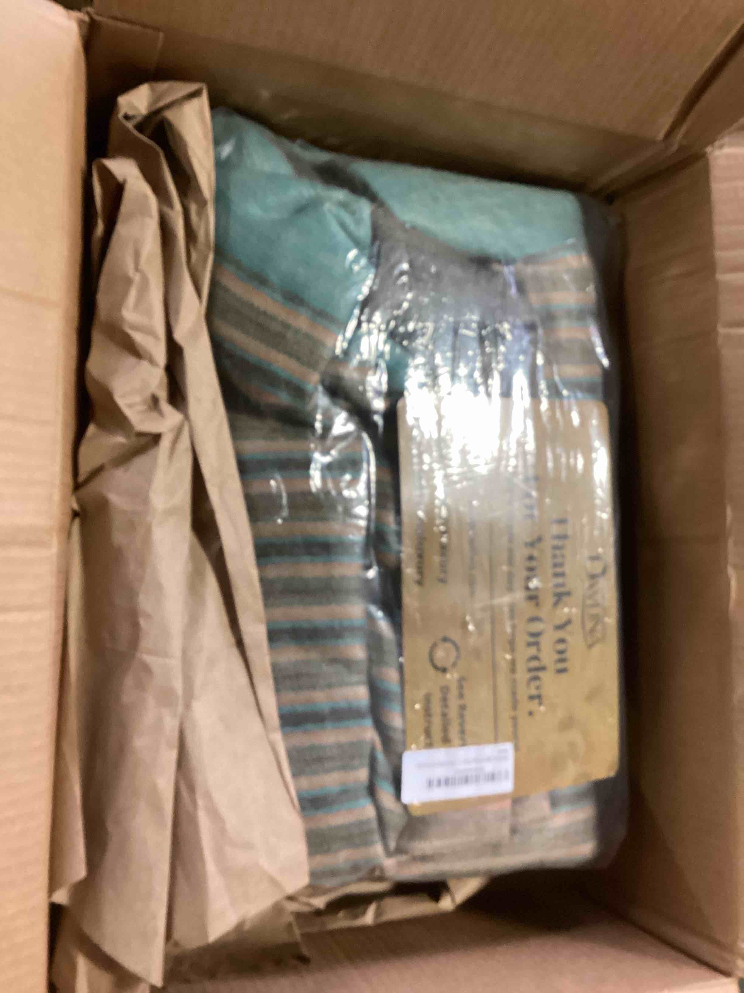 https://s3.amazonaws.com/lotting-images-prod/bidfta/GRN5453402_1701095516366.jpeg
