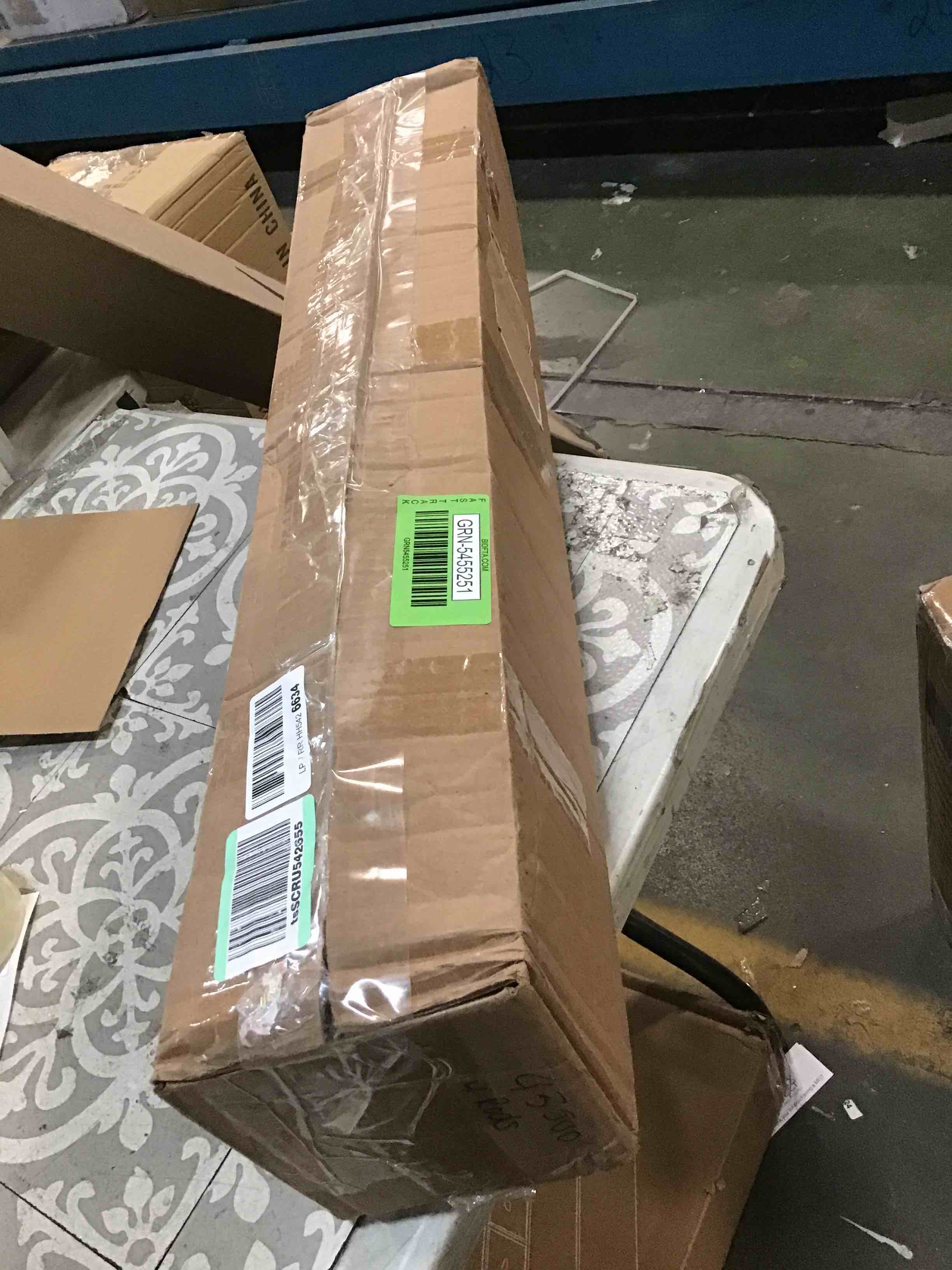 https://s3.amazonaws.com/lotting-images-prod/bidfta/GRN5455251_1703250584885.jpeg