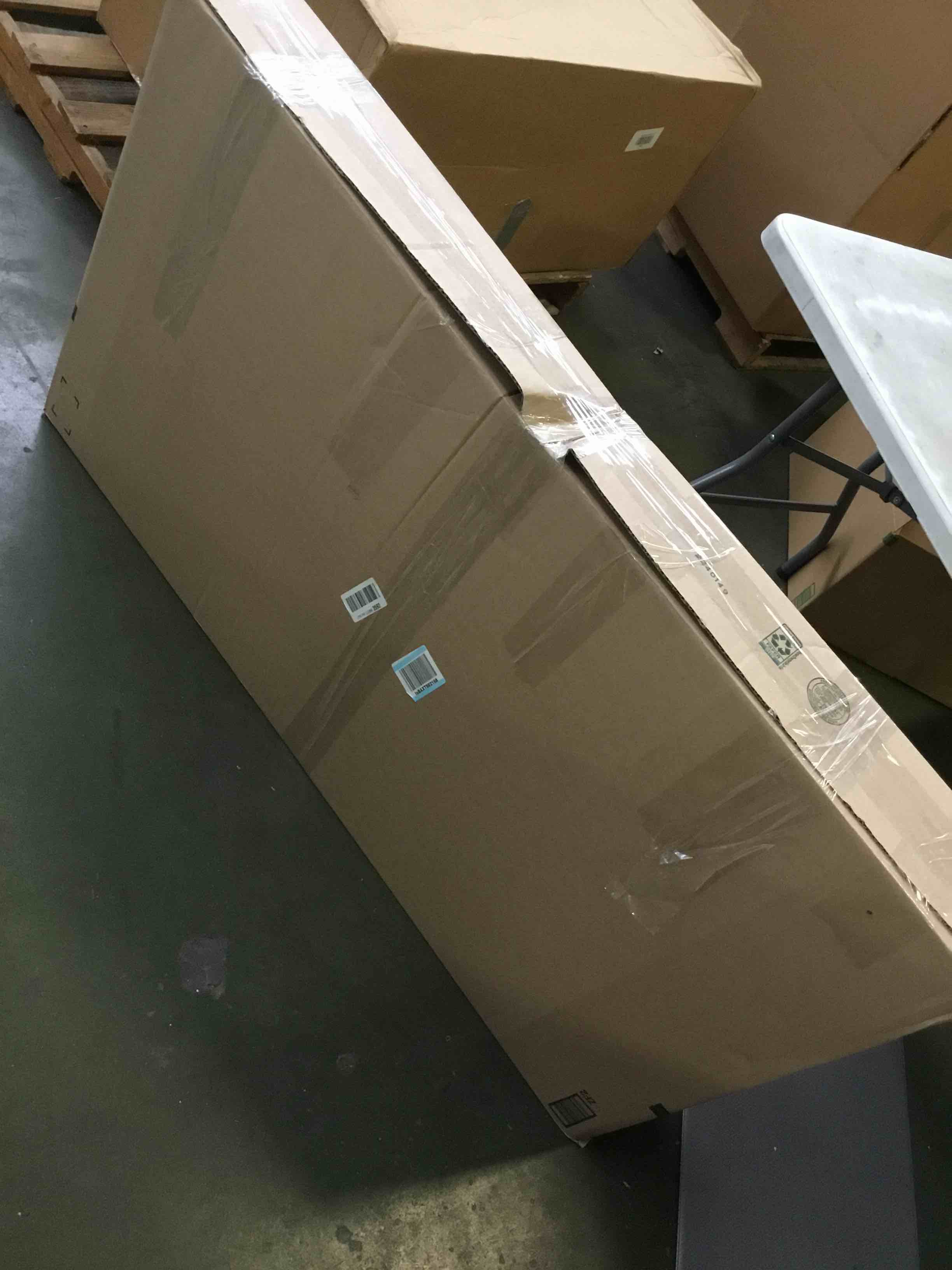 https://s3.amazonaws.com/lotting-images-prod/bidfta/GRN5457440_1697735683612.jpeg