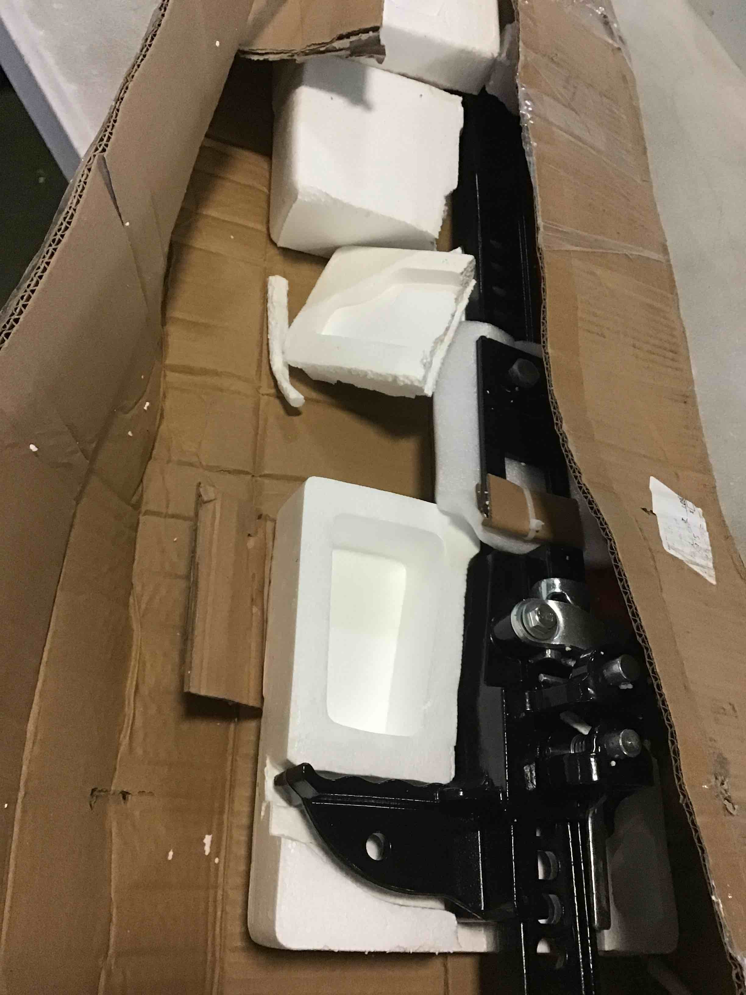 https://s3.amazonaws.com/lotting-images-prod/bidfta/GRN5457944_1697120930910.jpeg