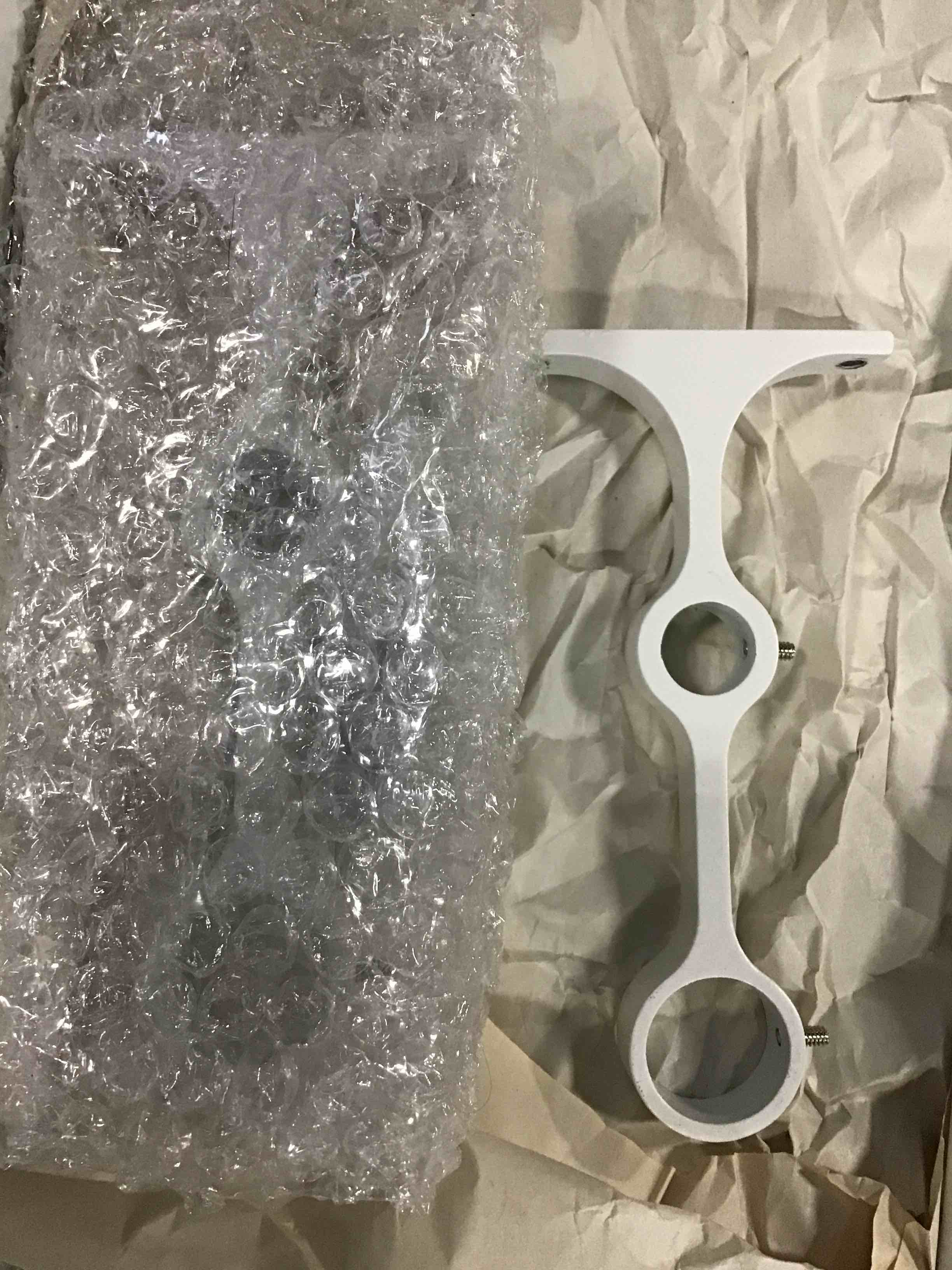 https://s3.amazonaws.com/lotting-images-prod/bidfta/GRN5459386_1697807069095.jpeg