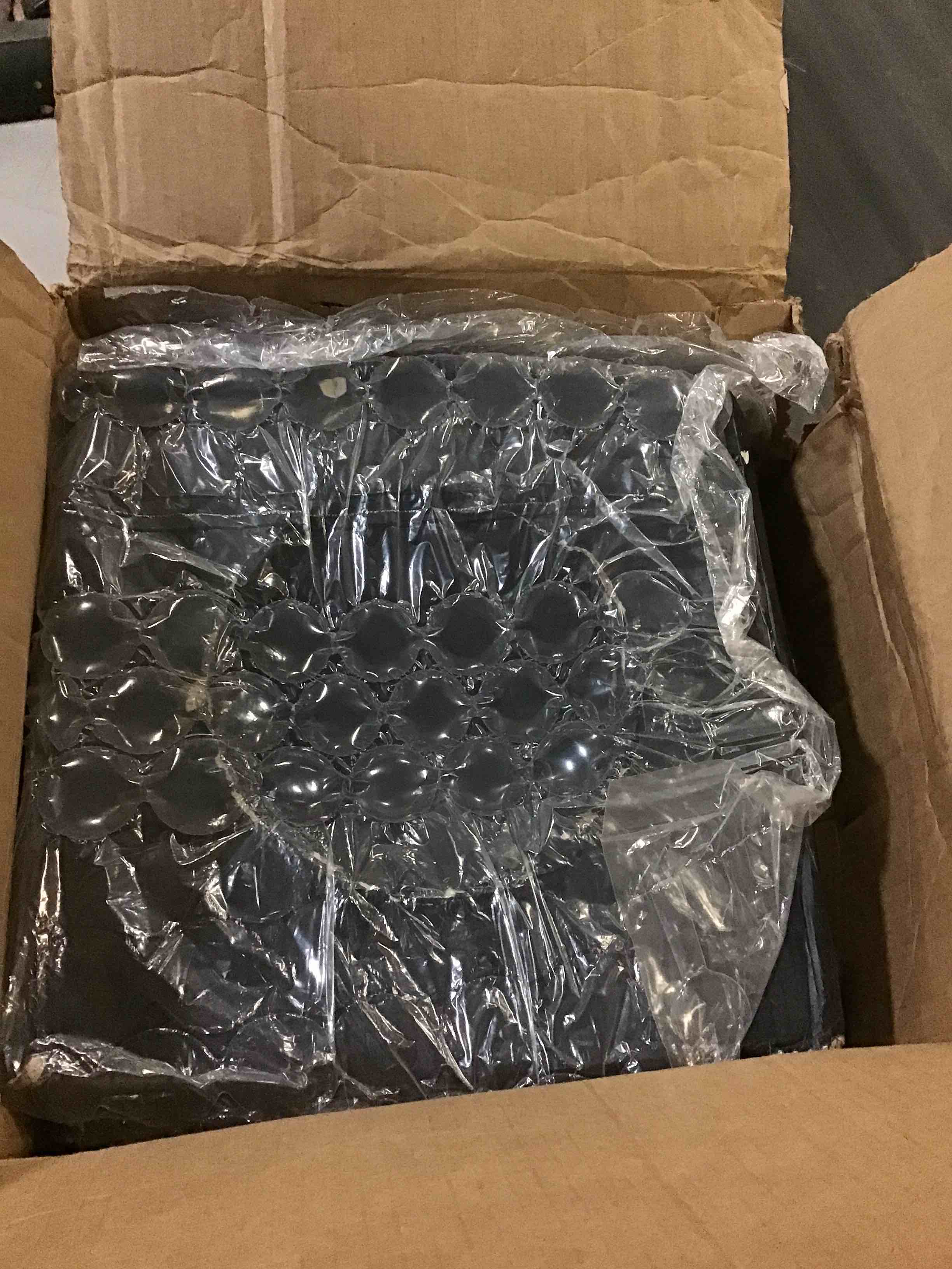 https://s3.amazonaws.com/lotting-images-prod/bidfta/GRN5461952_1697027613095.jpeg