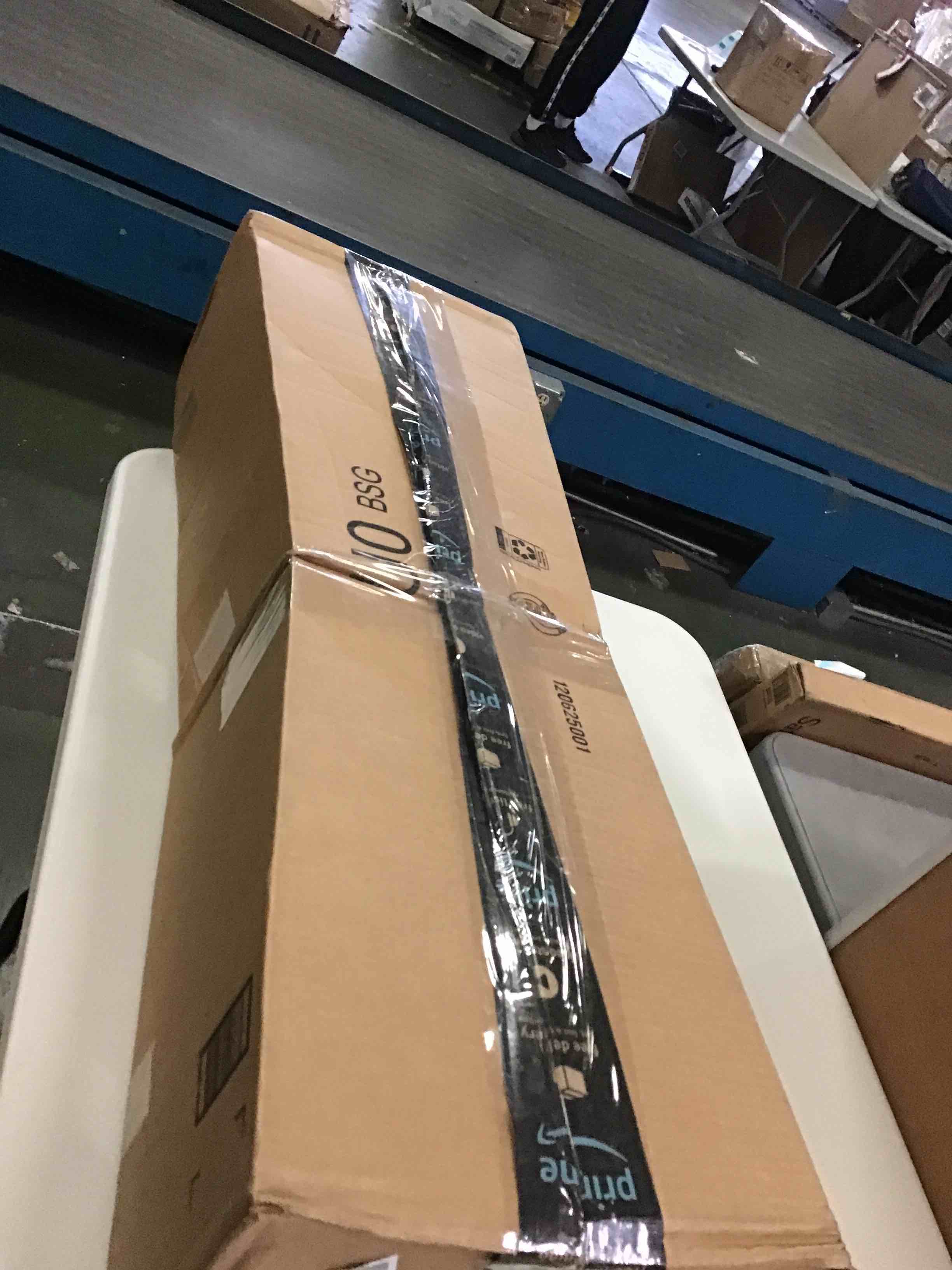 https://s3.amazonaws.com/lotting-images-prod/bidfta/GRN5462503_1697639177240.jpeg