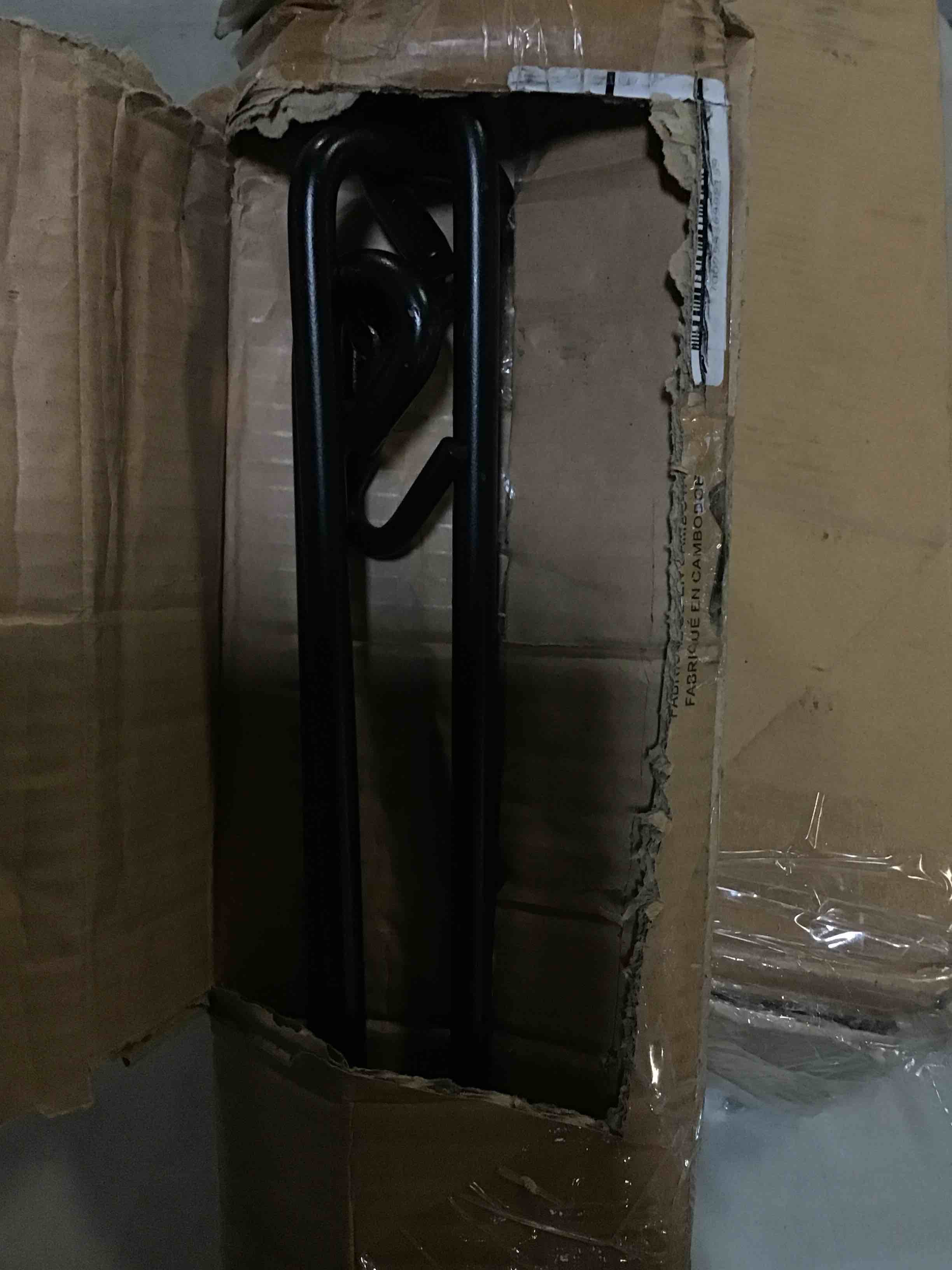 https://s3.amazonaws.com/lotting-images-prod/bidfta/GRN5463018_1698237310355.jpeg