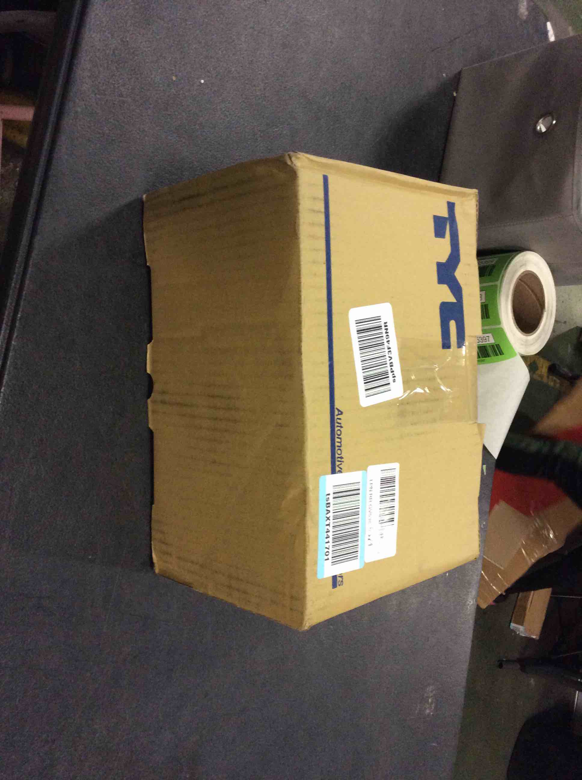 Automotive rear view mirror 