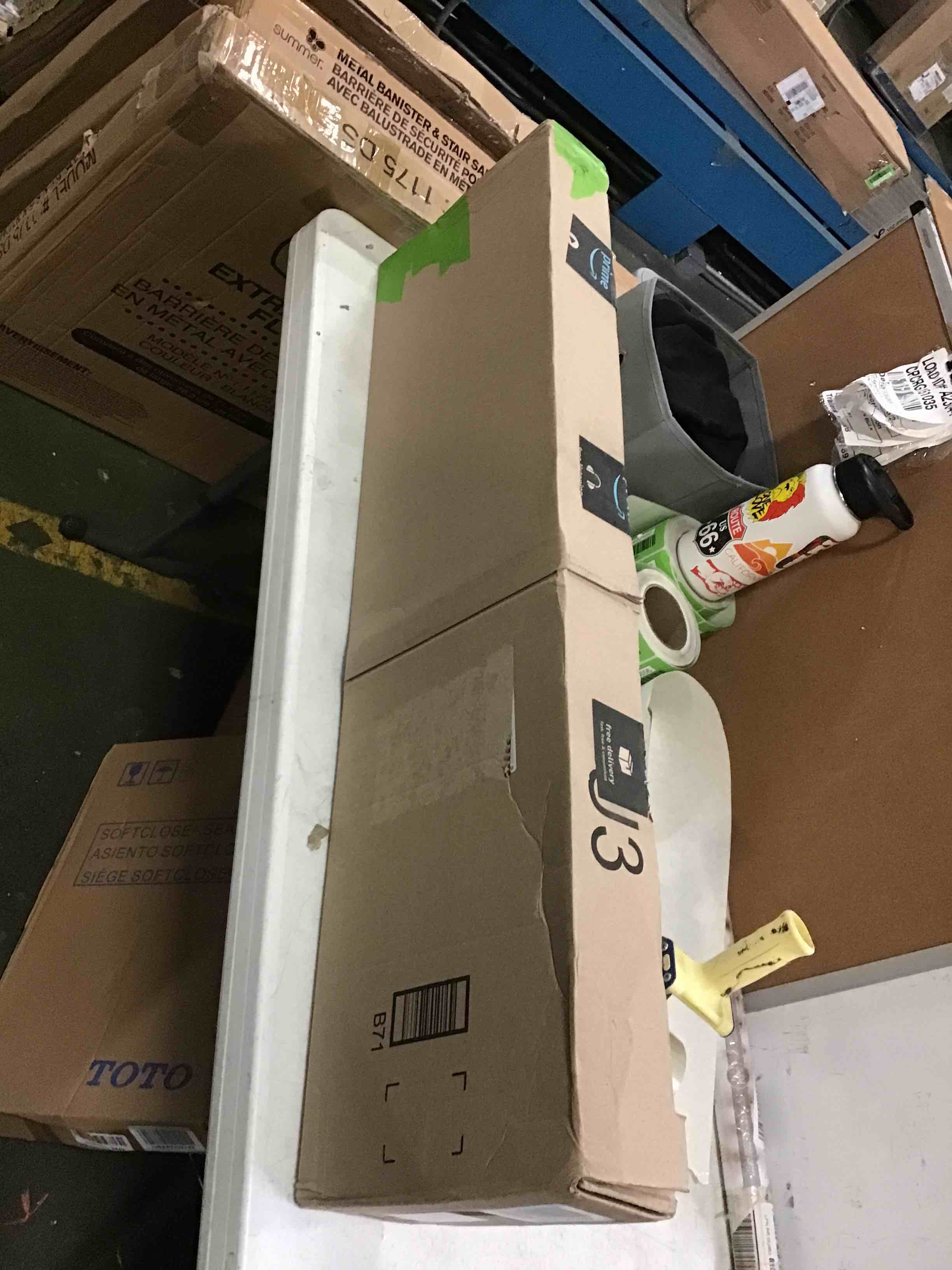 https://s3.amazonaws.com/lotting-images-prod/bidfta/GRN5465651_1697566810062.jpeg