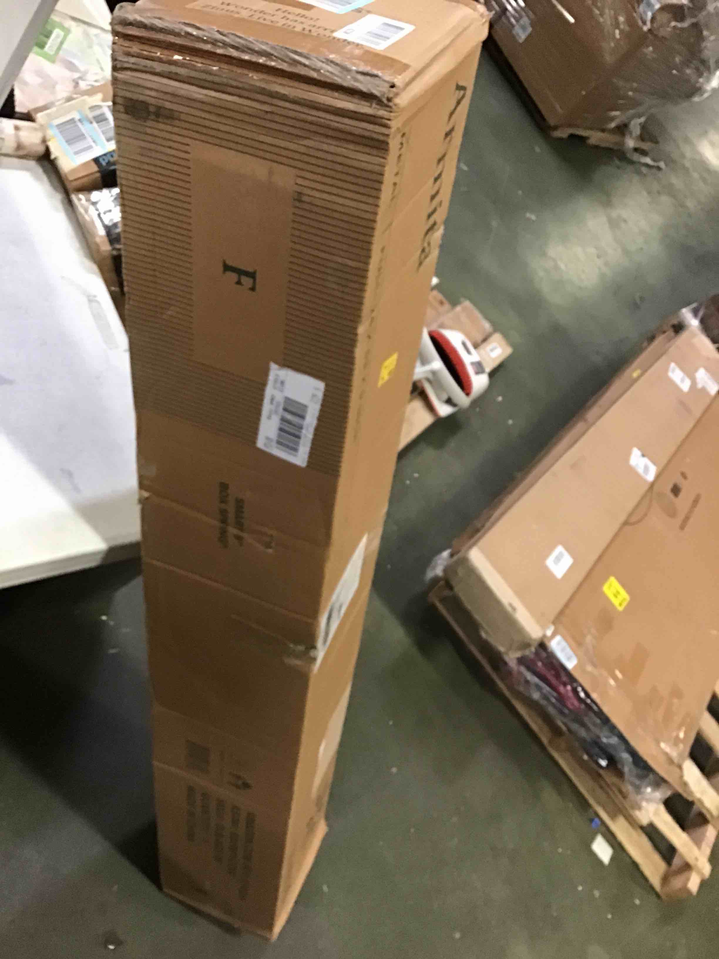 https://s3.amazonaws.com/lotting-images-prod/bidfta/GRN5465673_1697571832158.jpeg