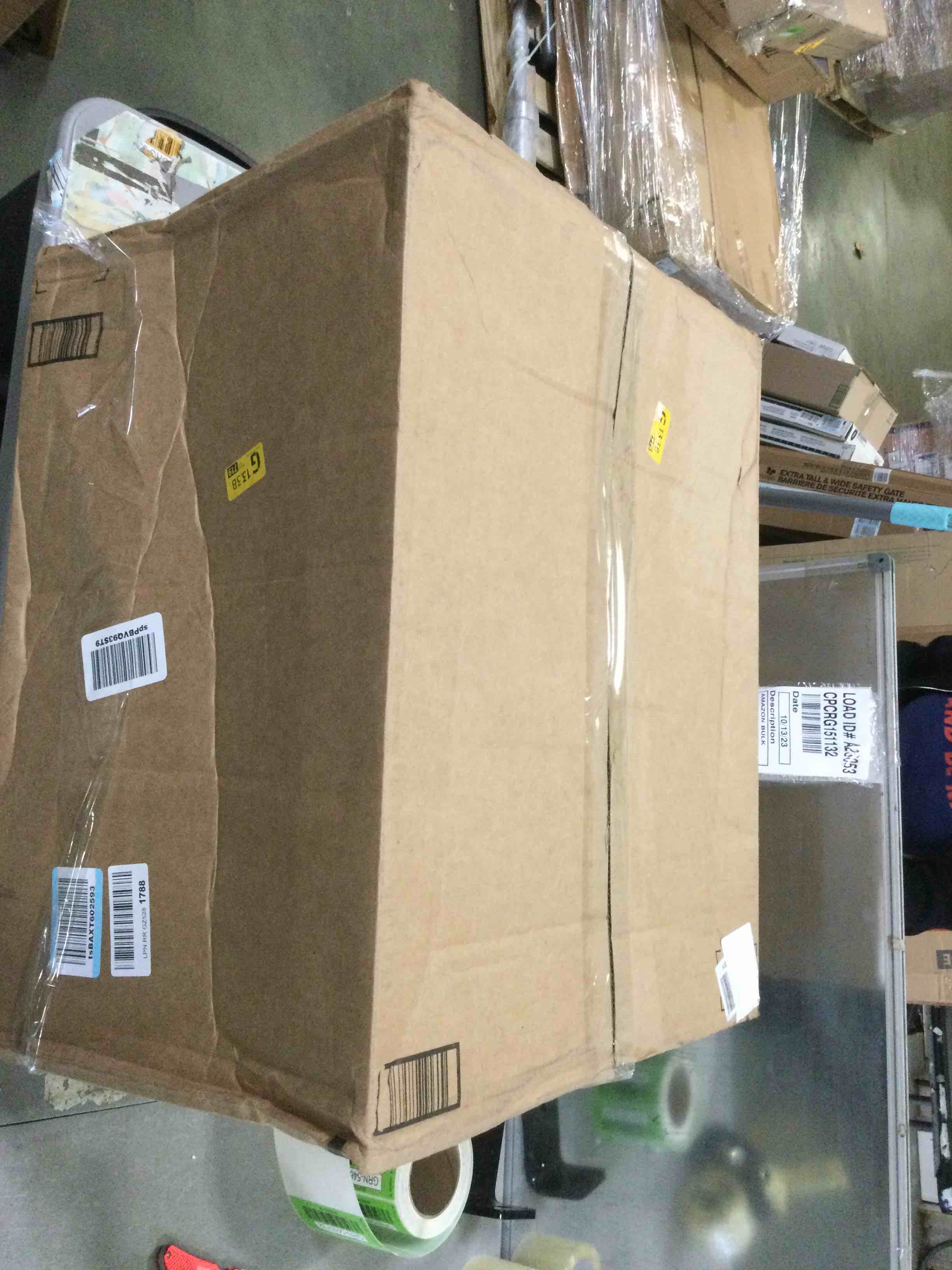 https://s3.amazonaws.com/lotting-images-prod/bidfta/GRN5465732_1697638951702.jpeg