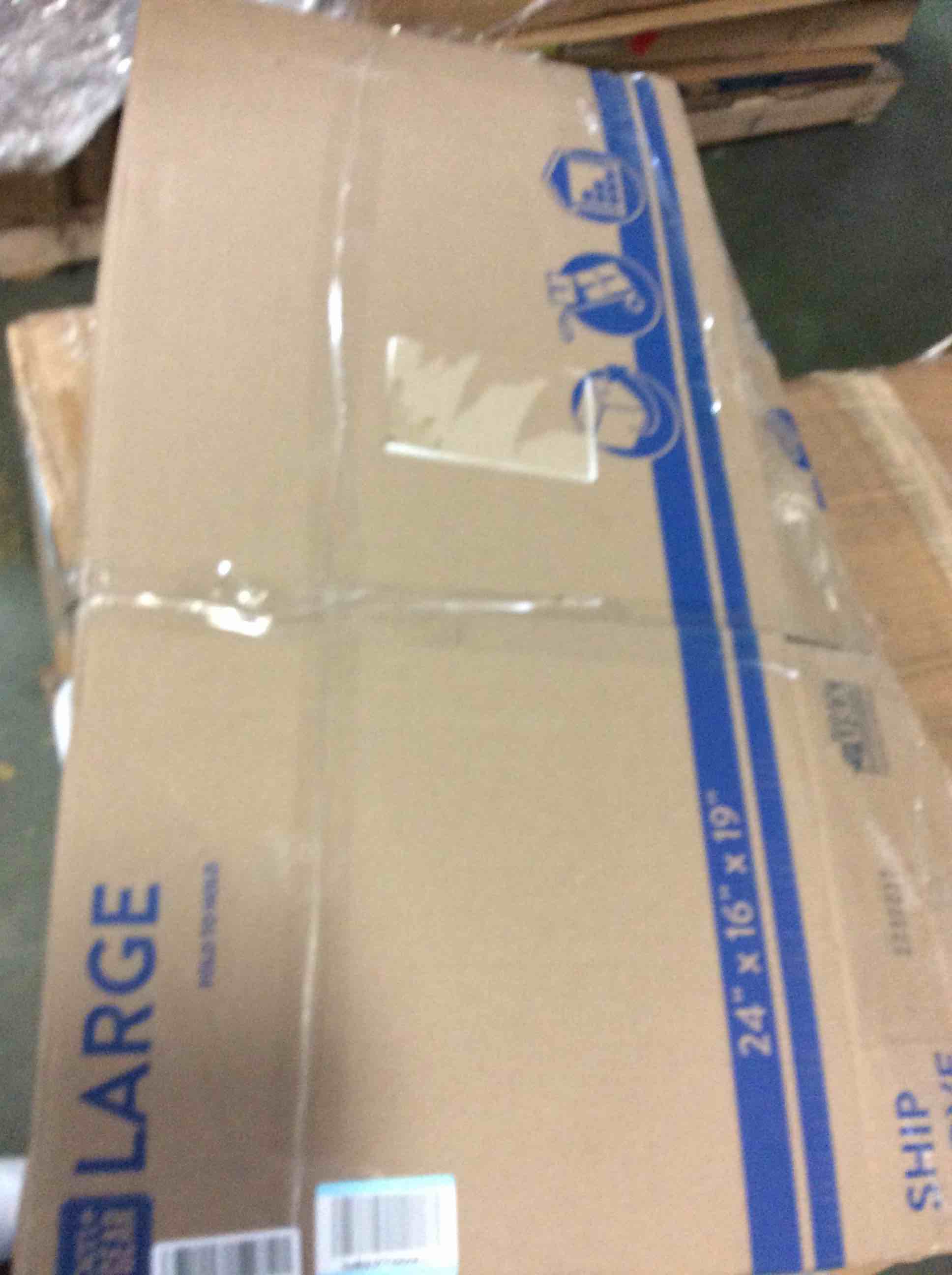 Amazon Basics Adjustable Dog Car Barrier - 16-Inch, Black