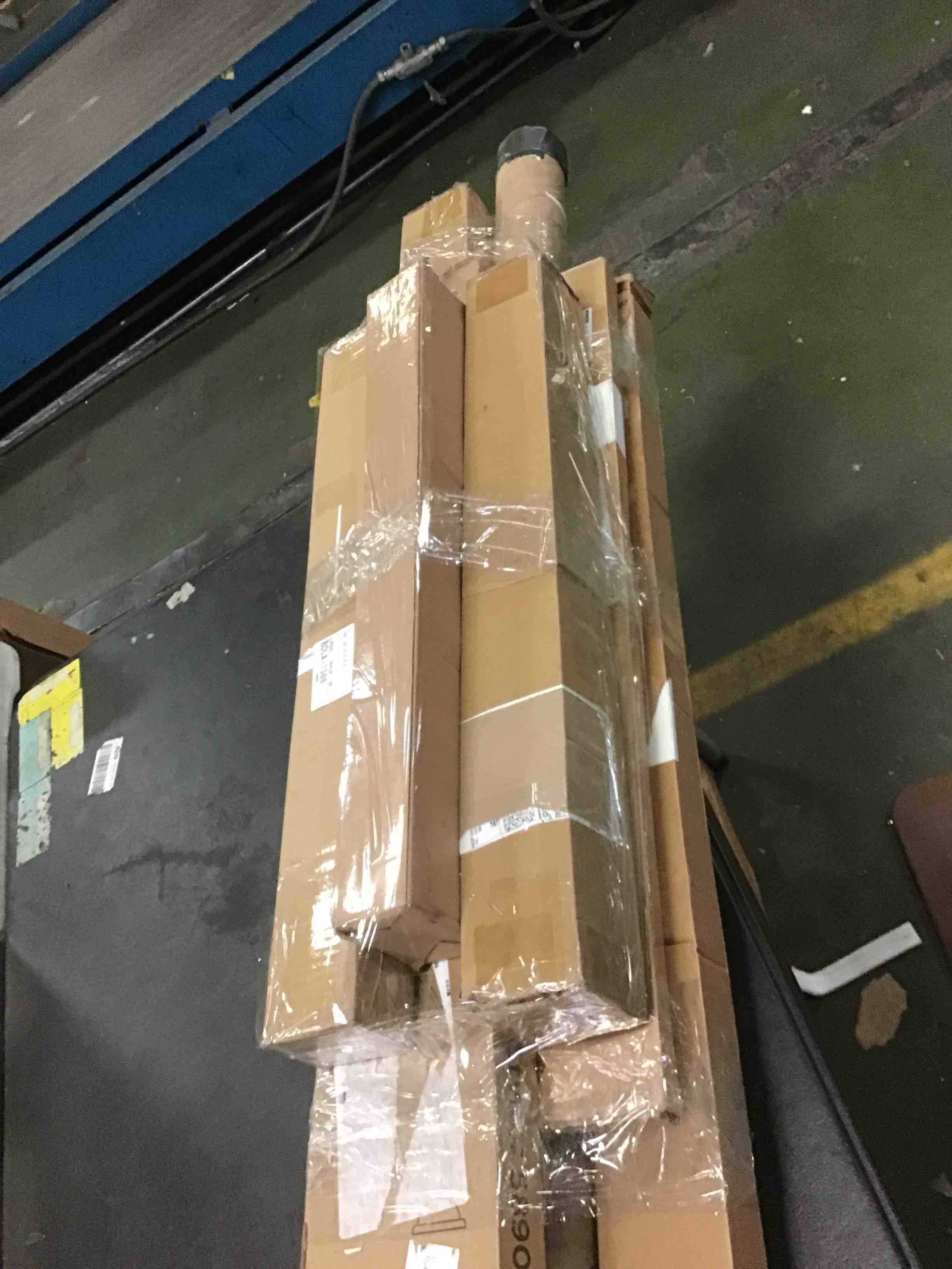 https://s3.amazonaws.com/lotting-images-prod/bidfta/GRN5466750_1697471008403.jpeg