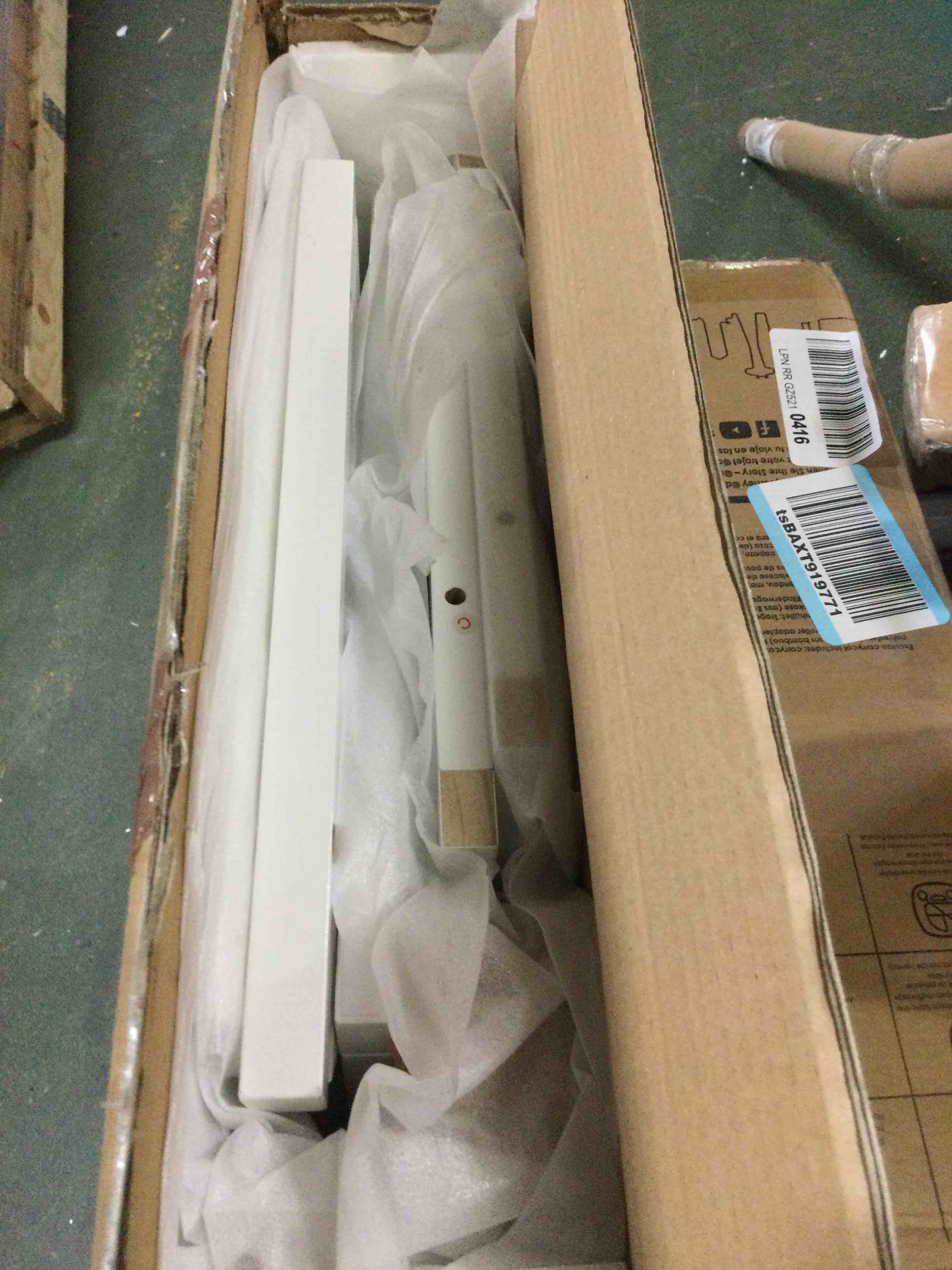 https://s3.amazonaws.com/lotting-images-prod/bidfta/GRN5467034_1697639472728.jpeg