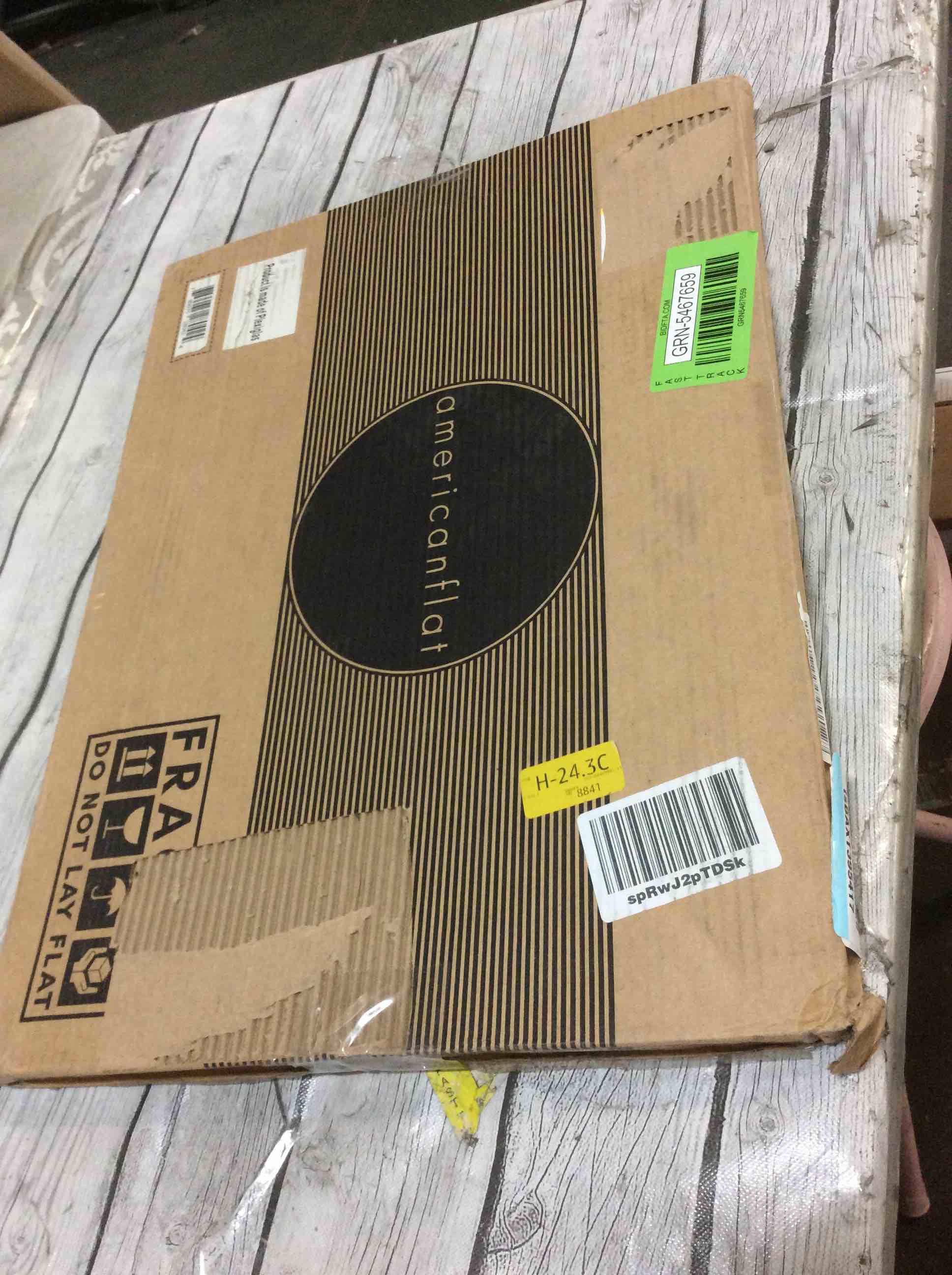 https://s3.amazonaws.com/lotting-images-prod/bidfta/GRN5467659_1698154892948.jpeg