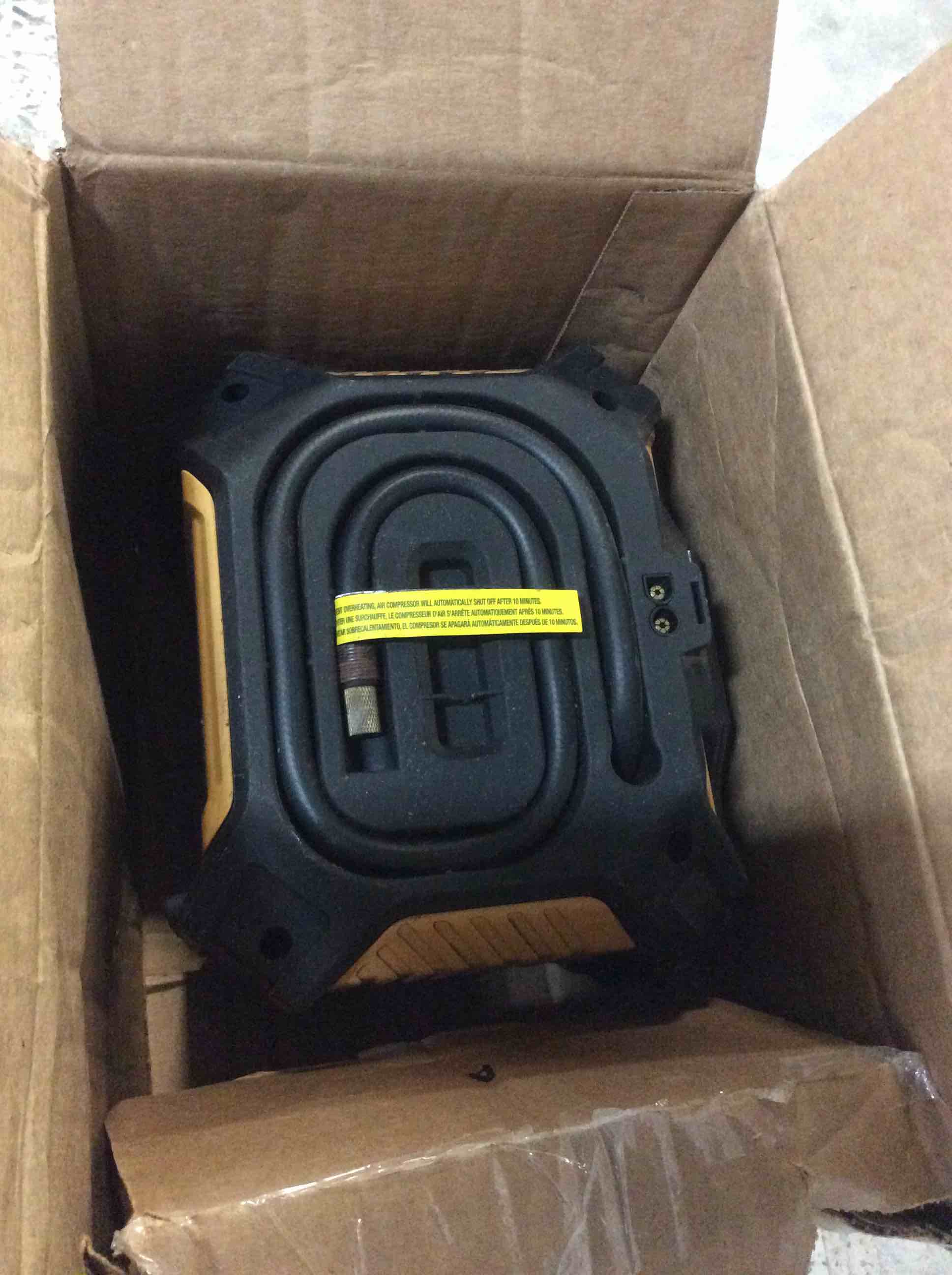 https://s3.amazonaws.com/lotting-images-prod/bidfta/GRN5467894_1698256712939.jpeg