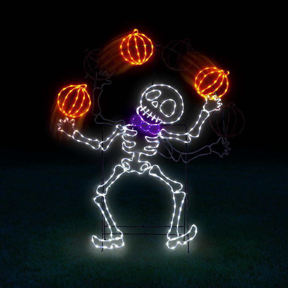 The 5' Pumpkin Juggling Skeleton
